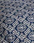 St. Clair - Queen Bedding Set (Set of 4) - Navy / White