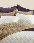 Velvet Diamond - Full/Queen Quilt - Gray