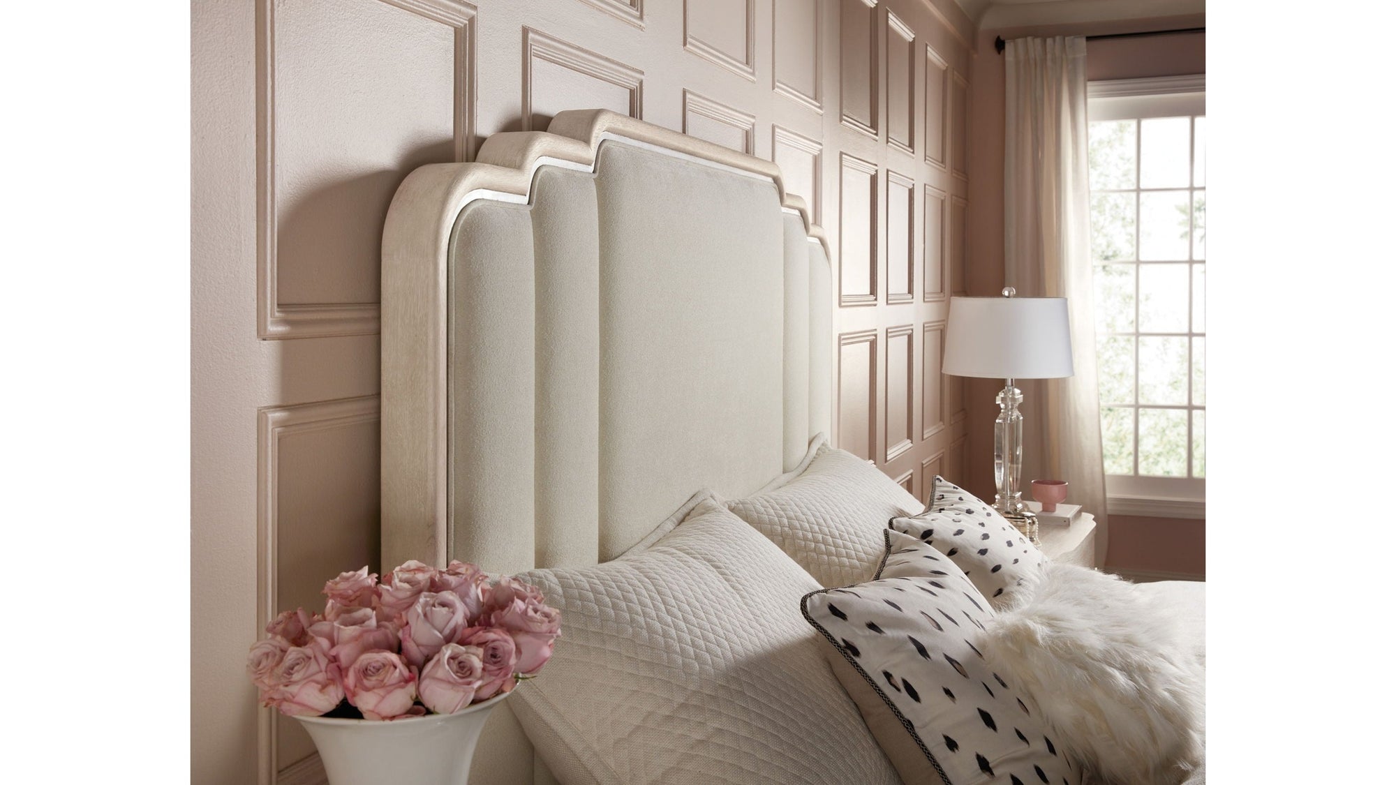 Nouveau Chic - Upholstered Bed