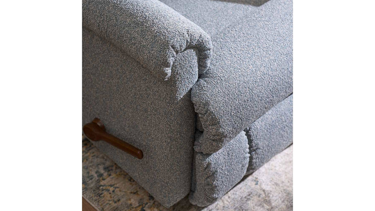 Pinnacle Recliner
