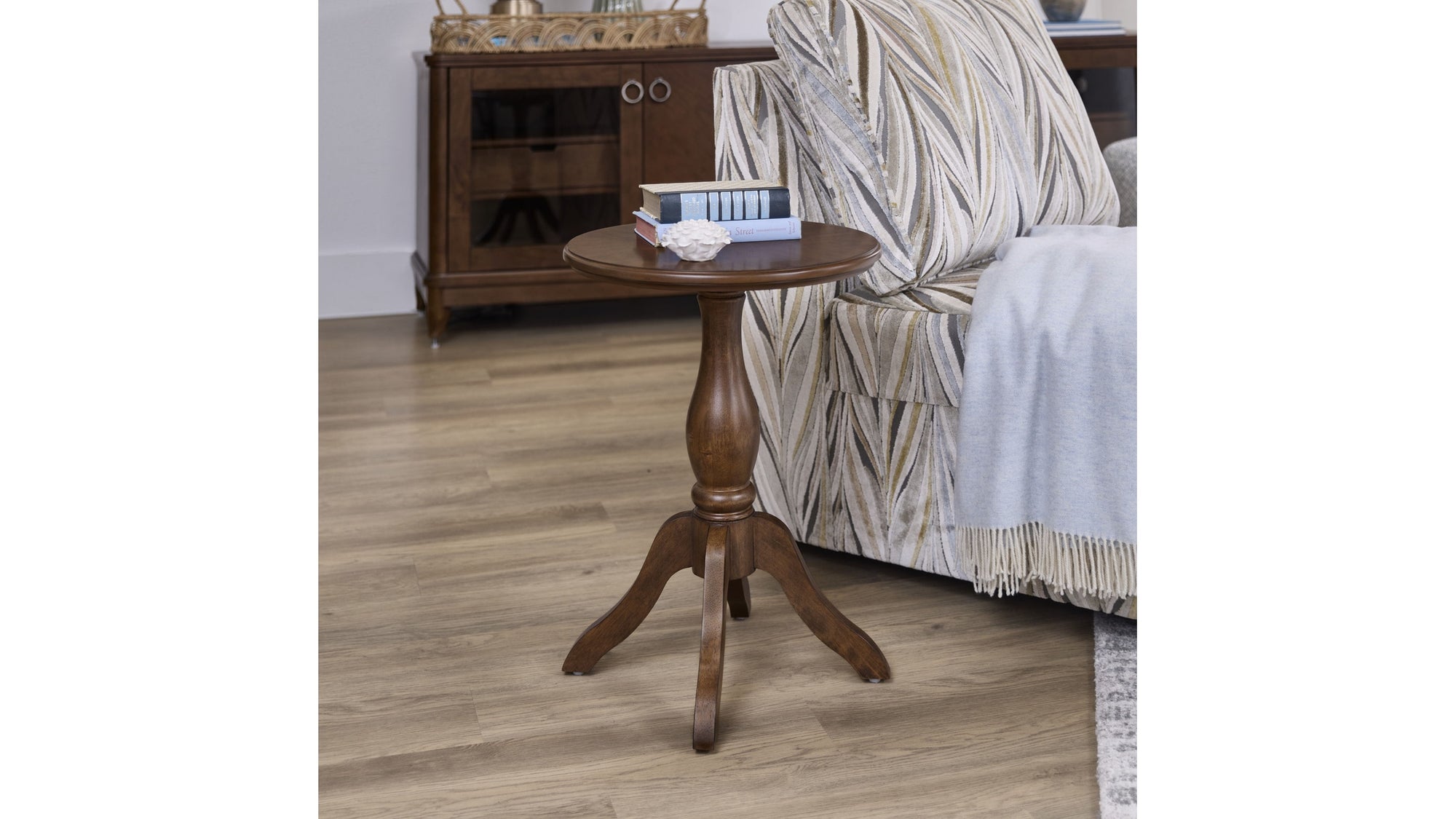 Bellevue - Chairside Table