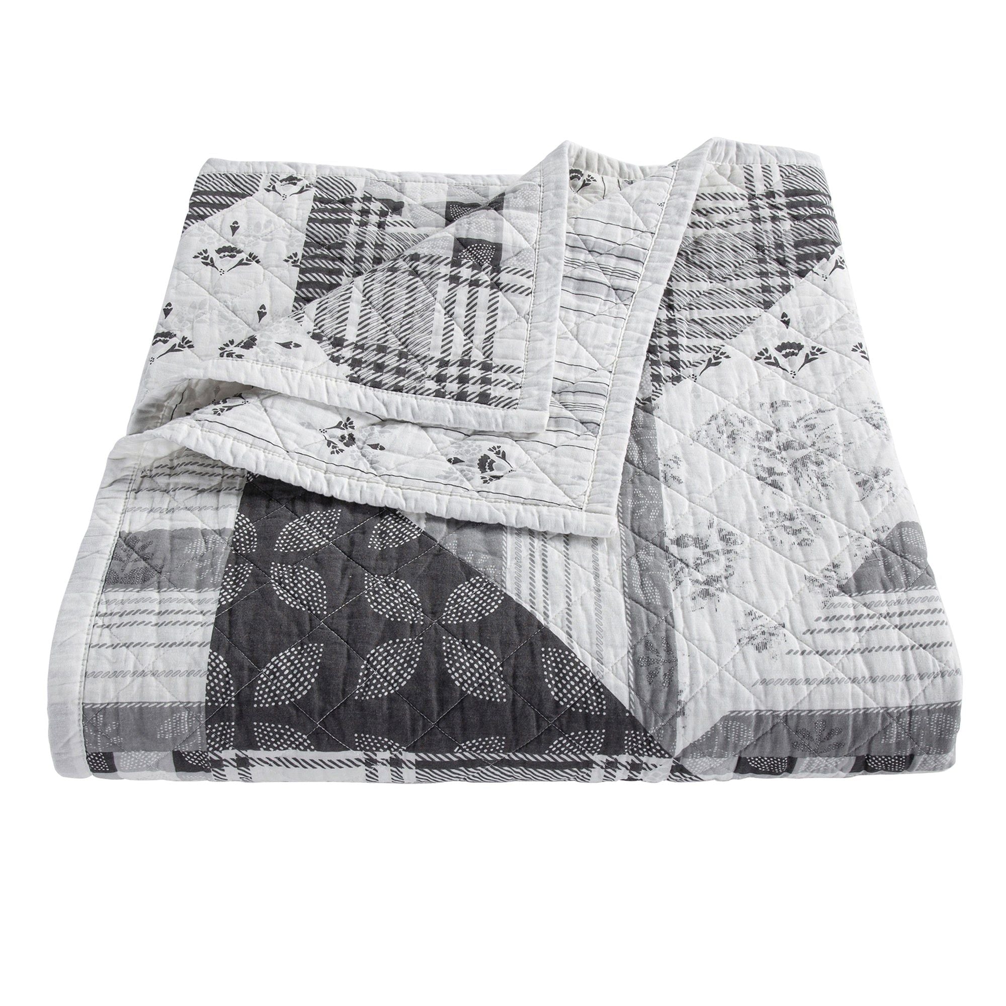 Patchwork Prairie - Full/Queen Reversible Quilt Set (Set of 3) - Black