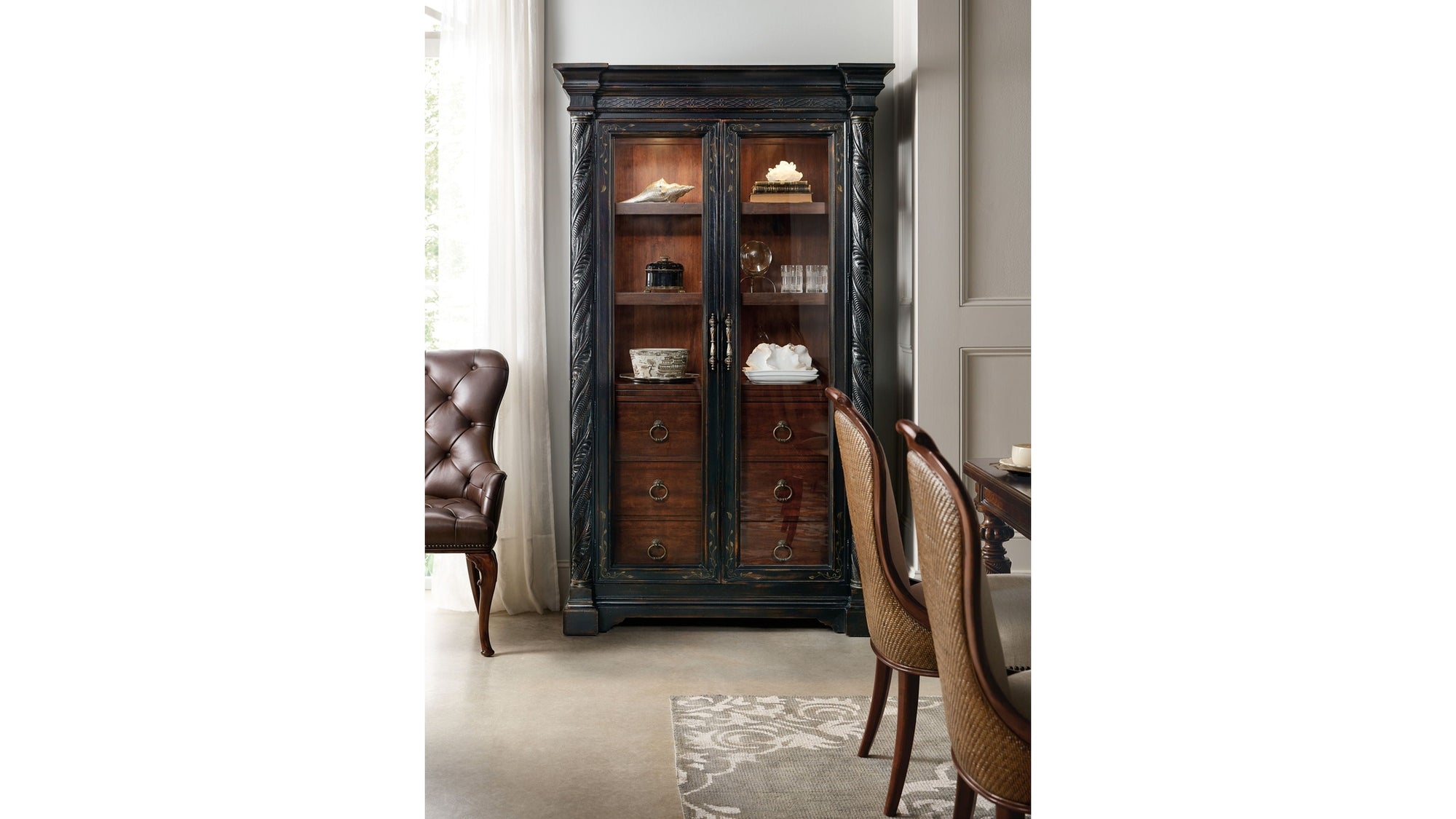 Charleston - Display Cabinet - Black