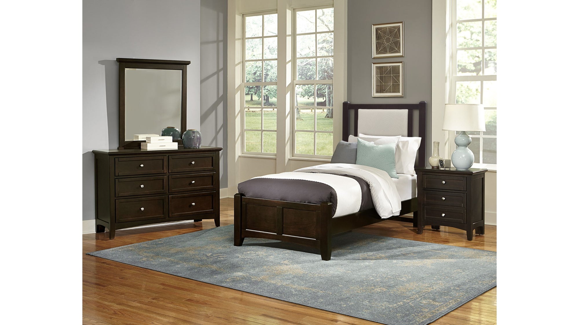 Bonanza - Linen Upholstered Bed With Mansion Footboard