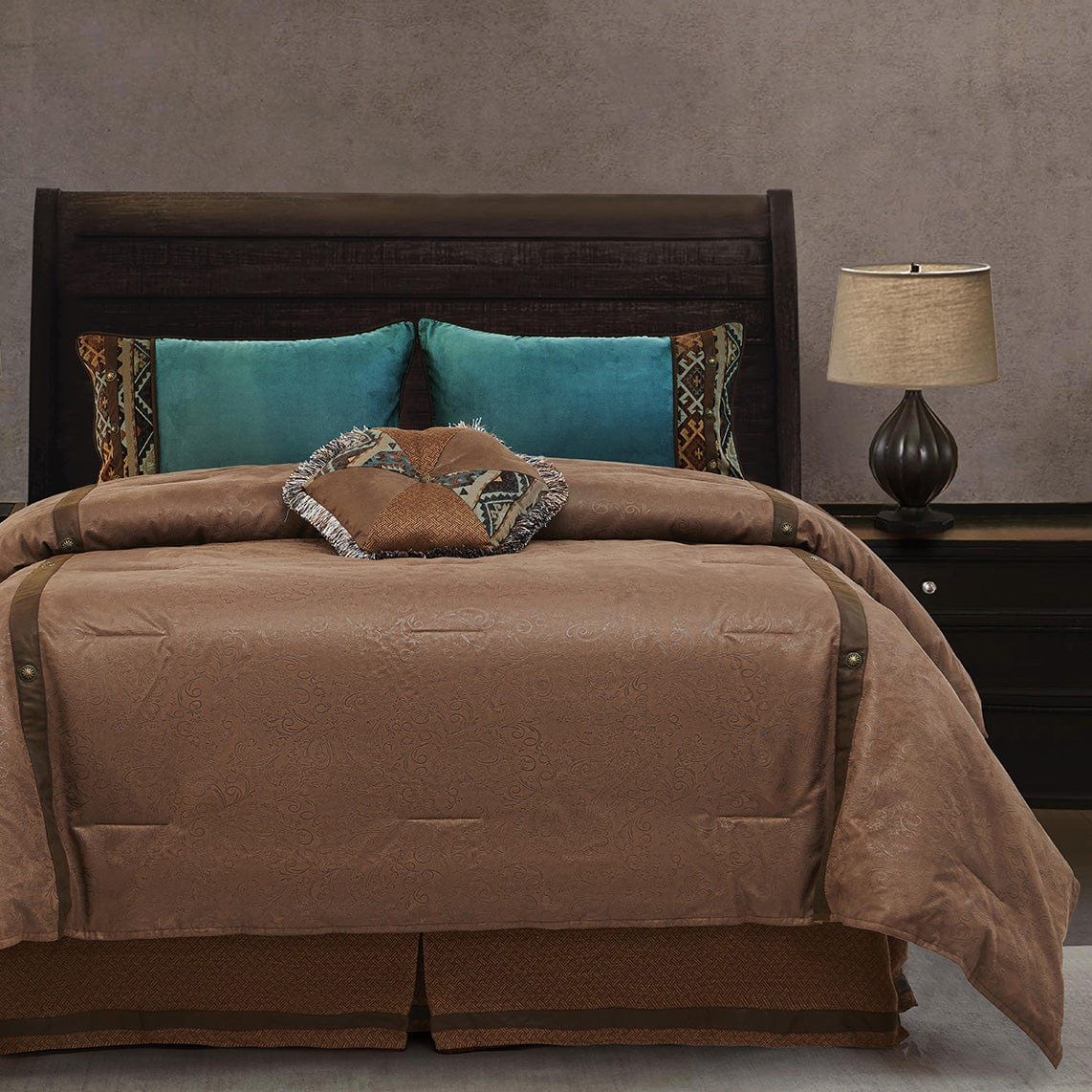 Del Rio - Full Comforter Set (Set of 5) - Brown
