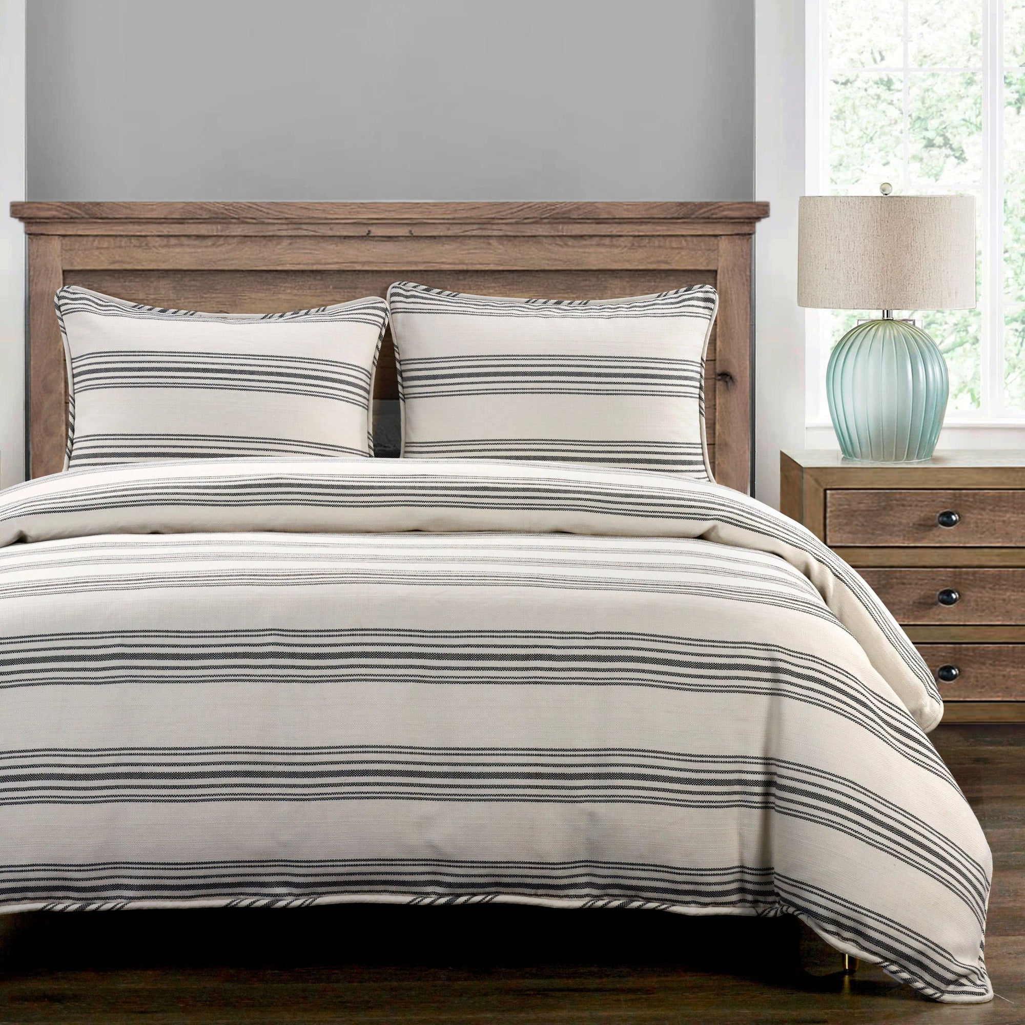 Prescott - Queen Duvet Cover Set (Set of 3) - White / Black