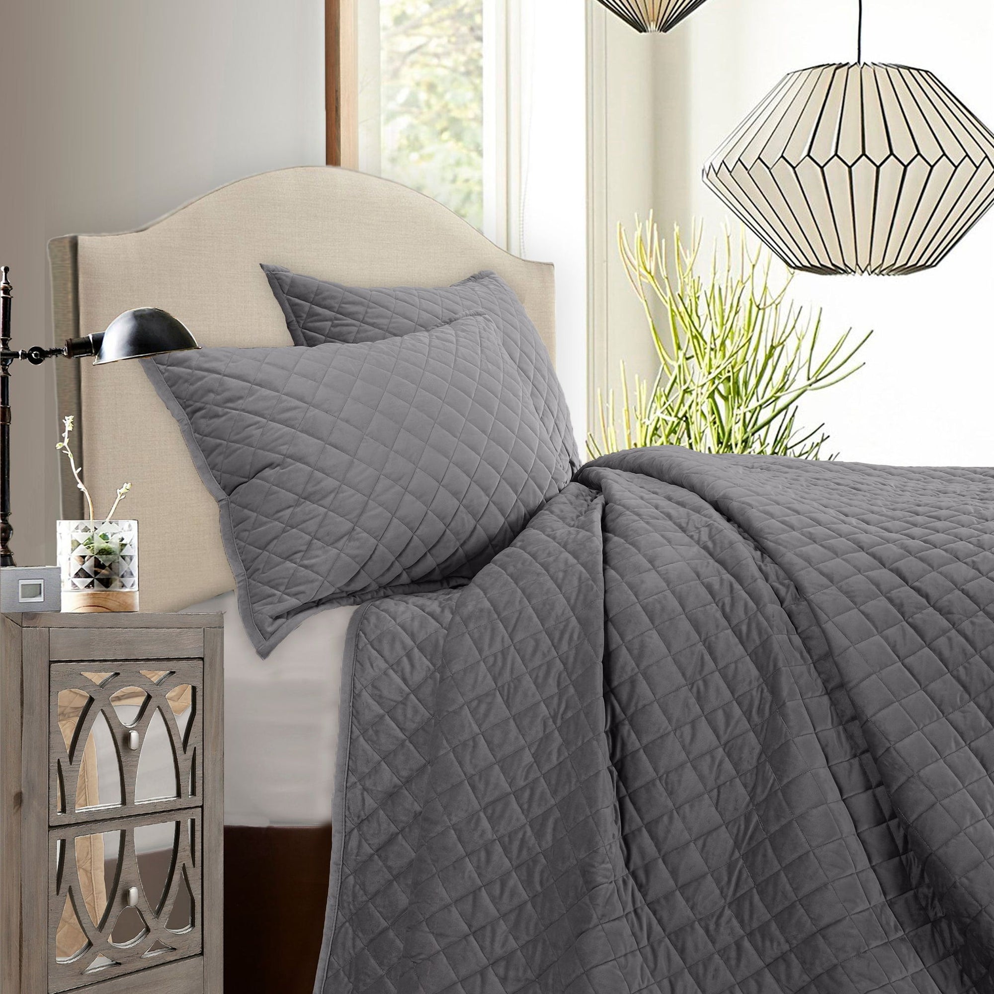 Velvet Diamond - King Quilt Set (Set of 3) - Gray