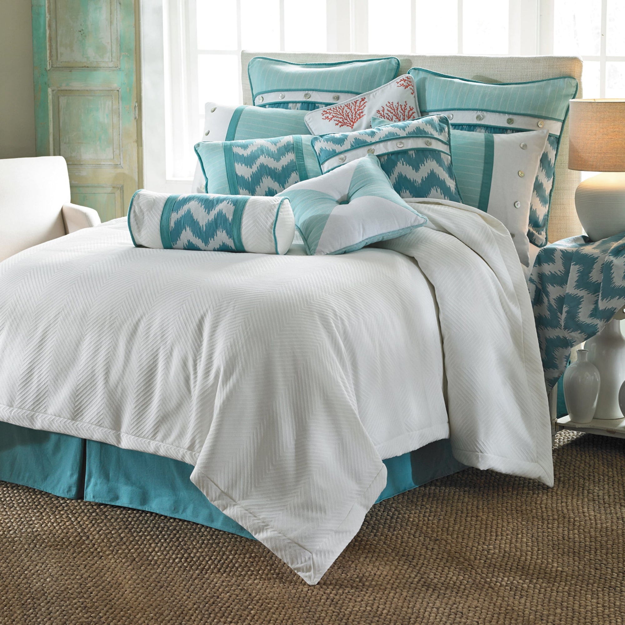 Catalina - Full Duvet Cover Set (Set of 4) - Blue / White