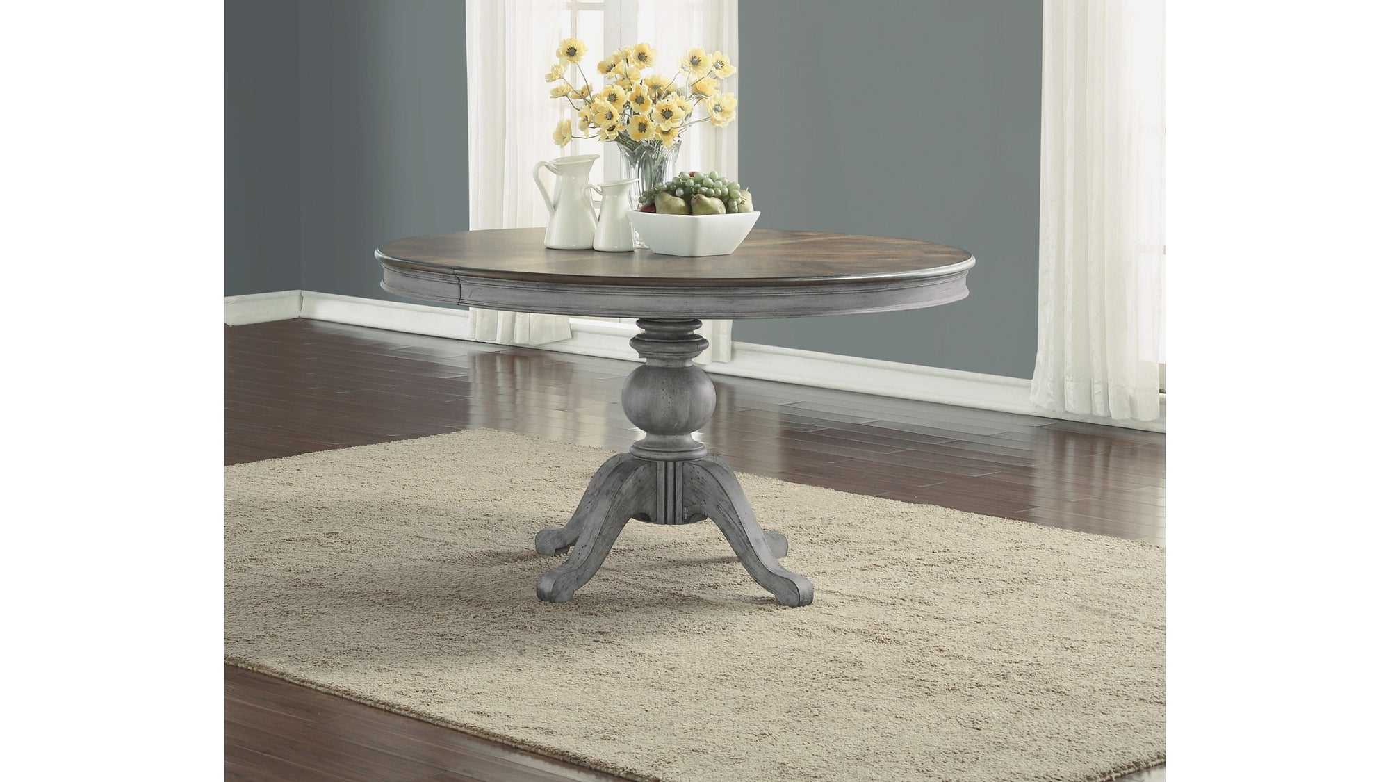 Plymouth - Round Table