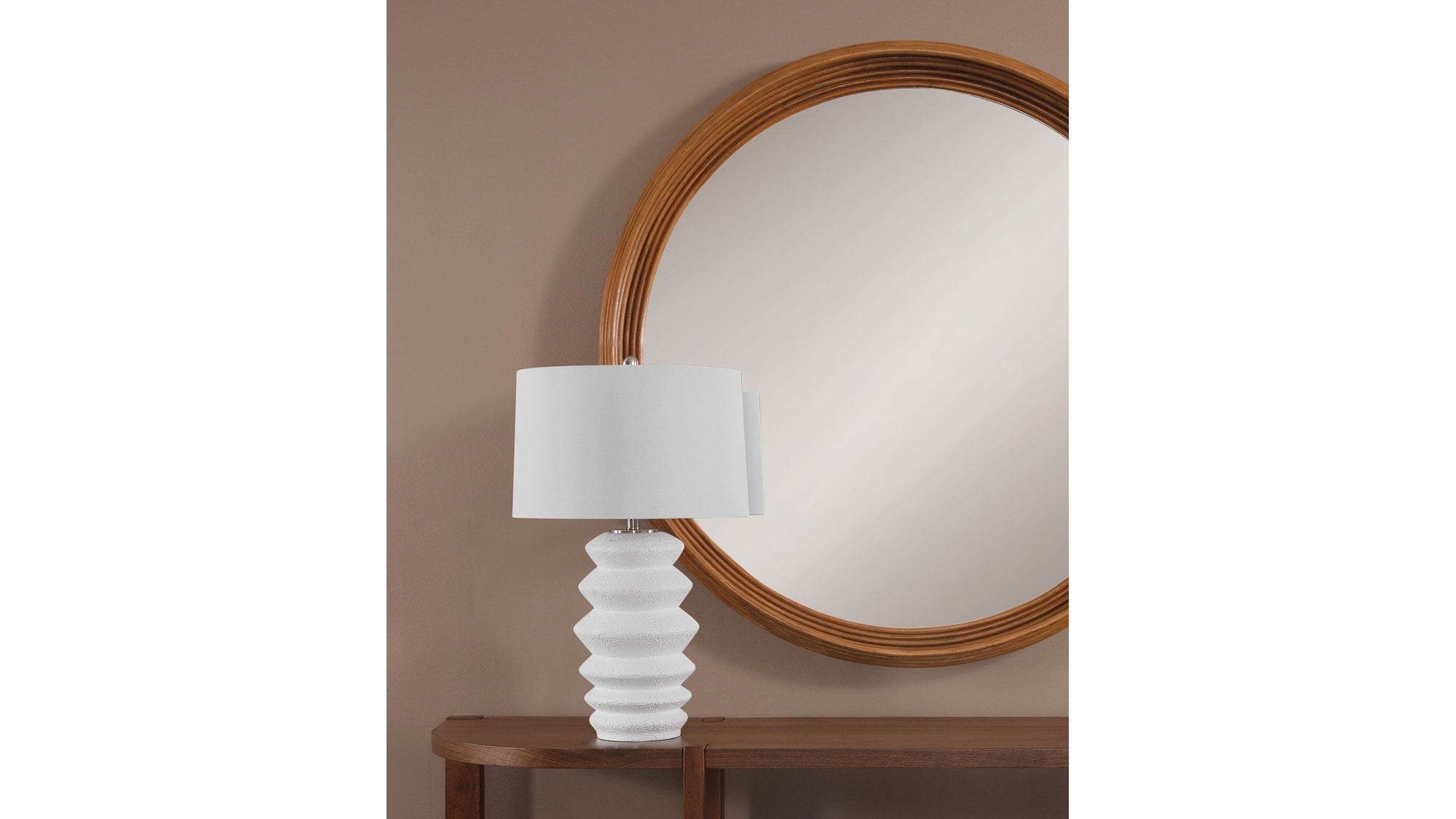 Hess - Table Lamp - White