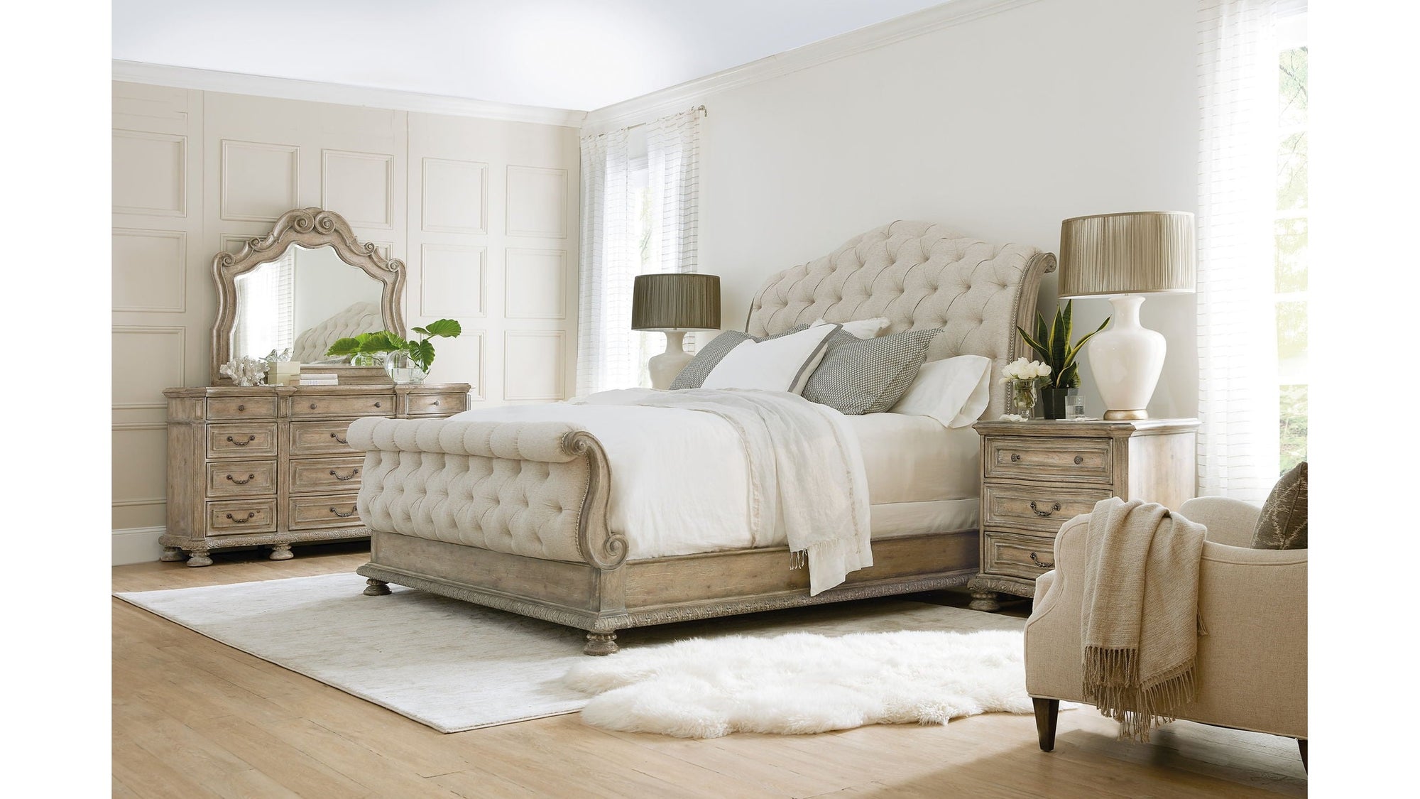 Castella - Upholstered Bed