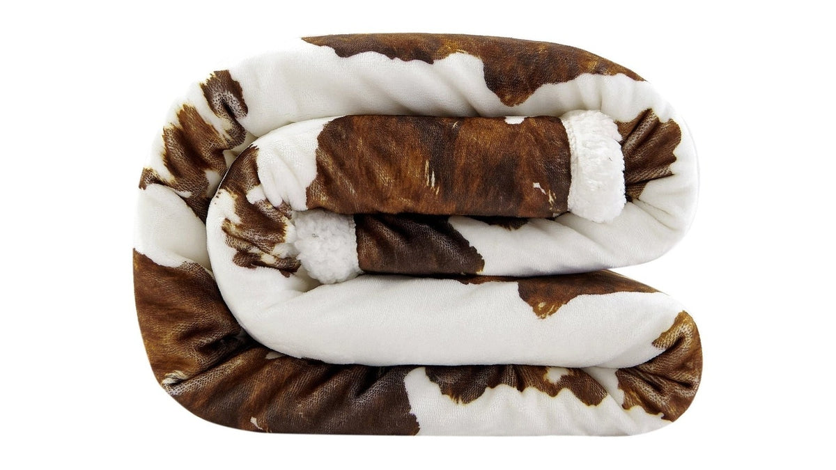 Campfire - Elsa Cowhide Campfire Sherpa Throw 6 Per Carton - Chocolate