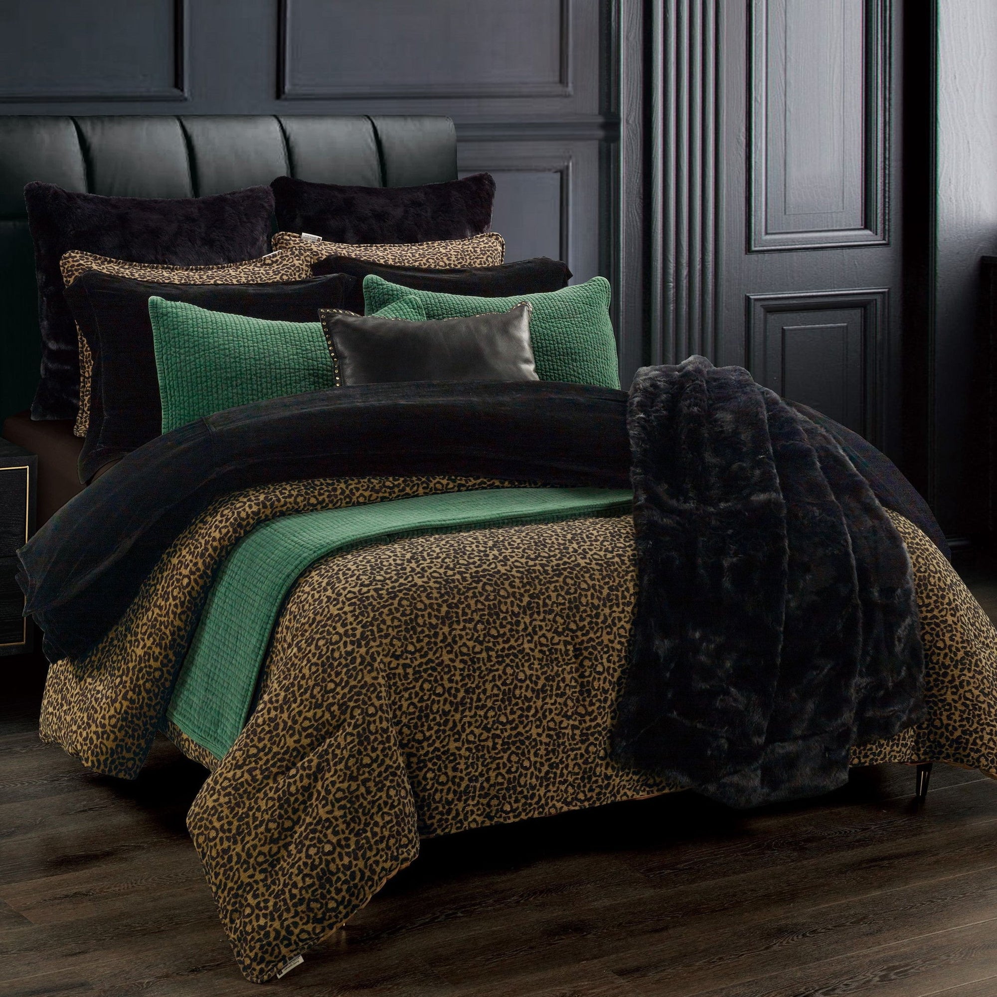 Adrienne - Queen Comforter Set (Set of 3) - Gold