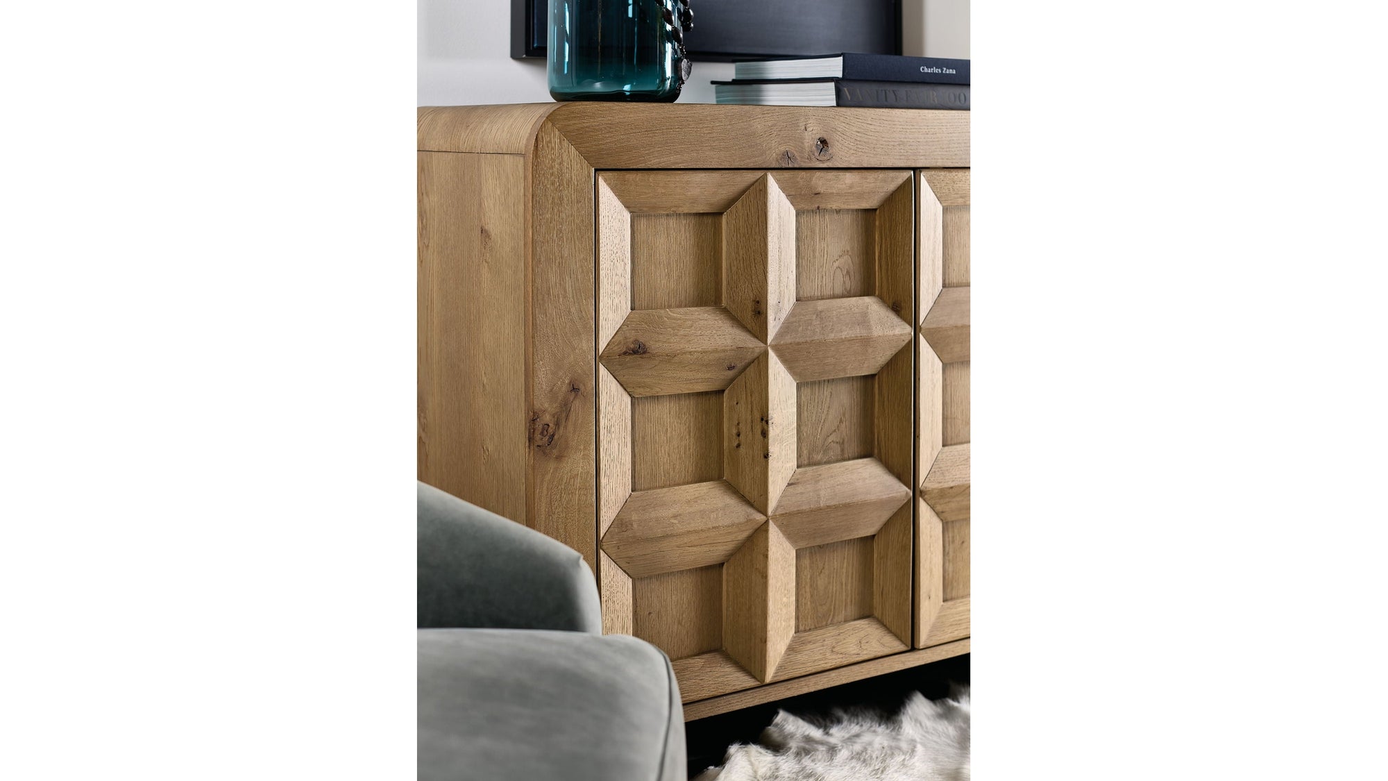 Commerce And Market - Haven Accent Chest - Light Brown