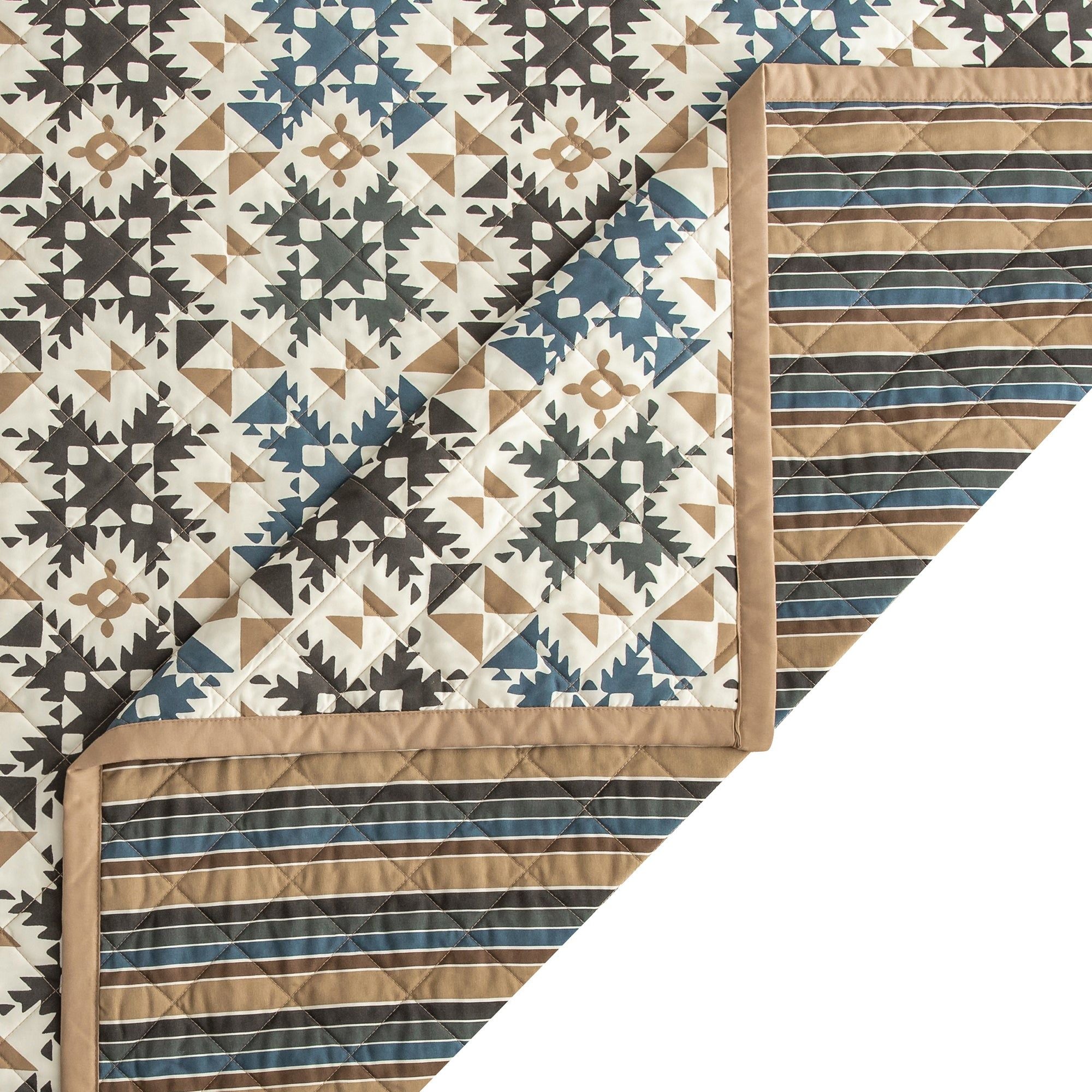 Mosaic - Full/Queen Reversible Quilt Set (Set of 3) - Multi Color