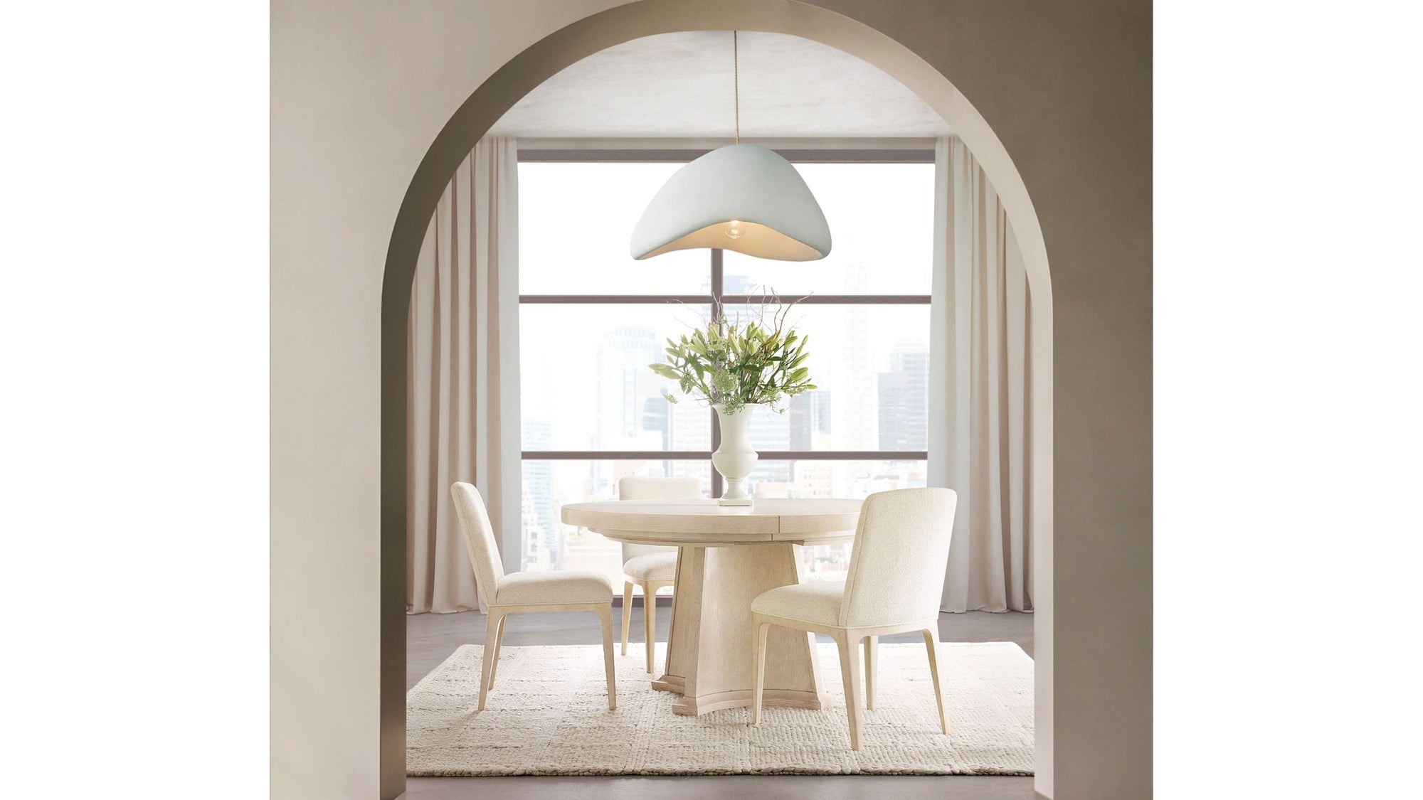 Westwood - Round Dining Table With One 20" Leaf - Beige