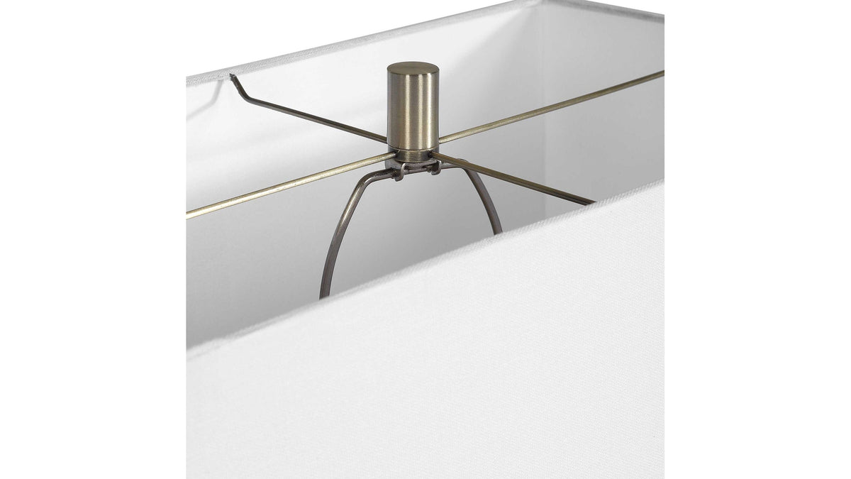 Altaria - Table Lamp - Black