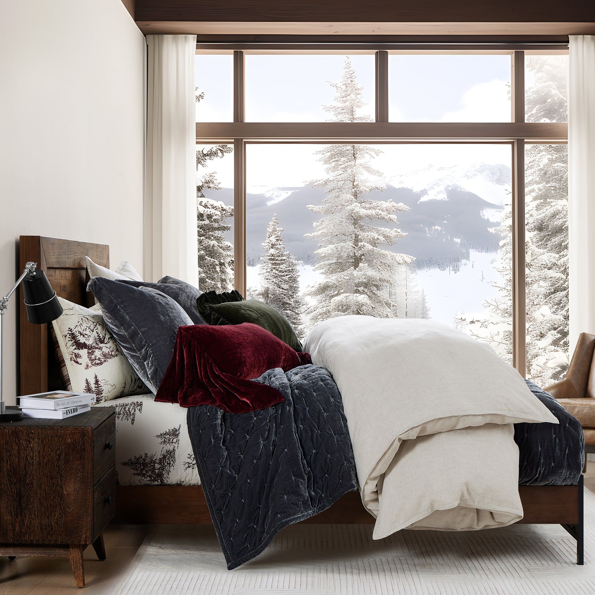 White Pine - Full/Queen Reversible Quilt Set (Set of 3) - White