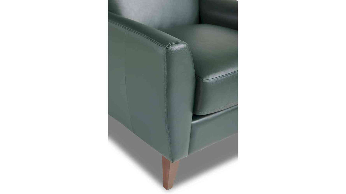 Dora Chair