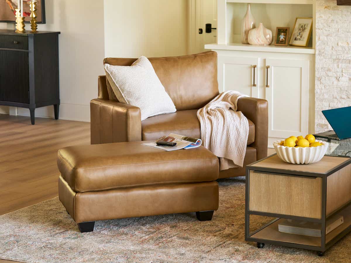 Wilmette Ottoman