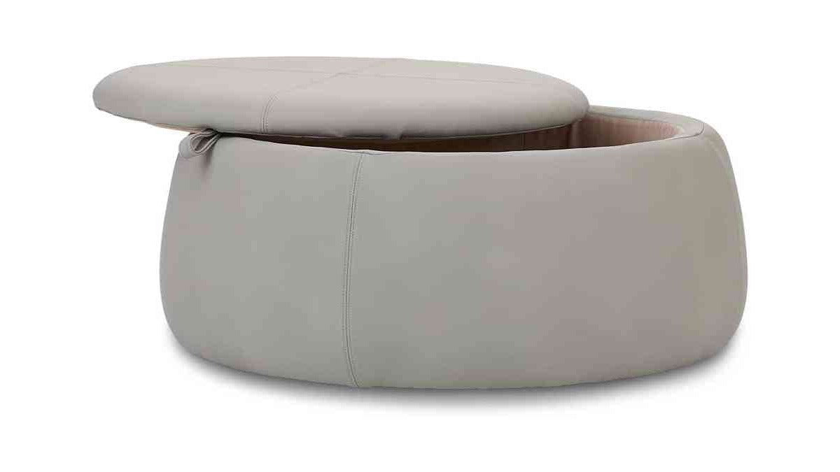 Oliver Ottoman