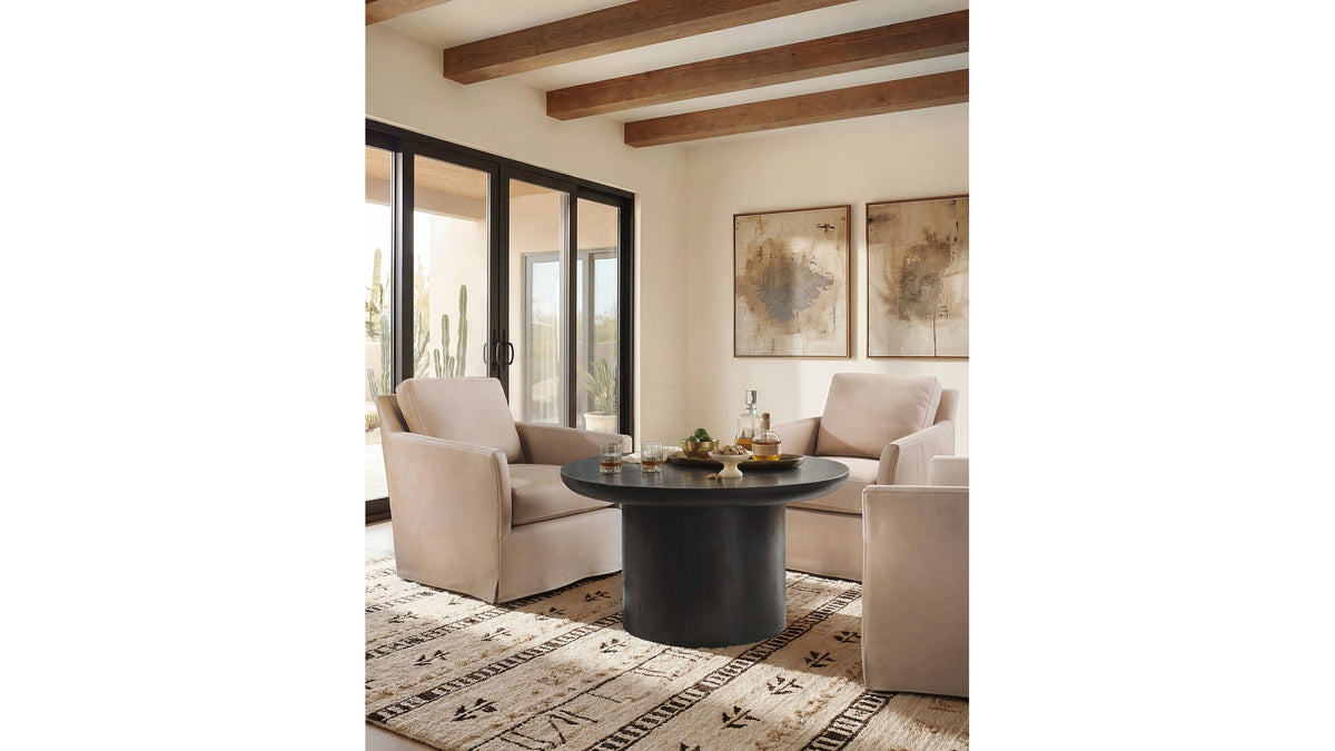 Commerce And Market - Chit Chat Table