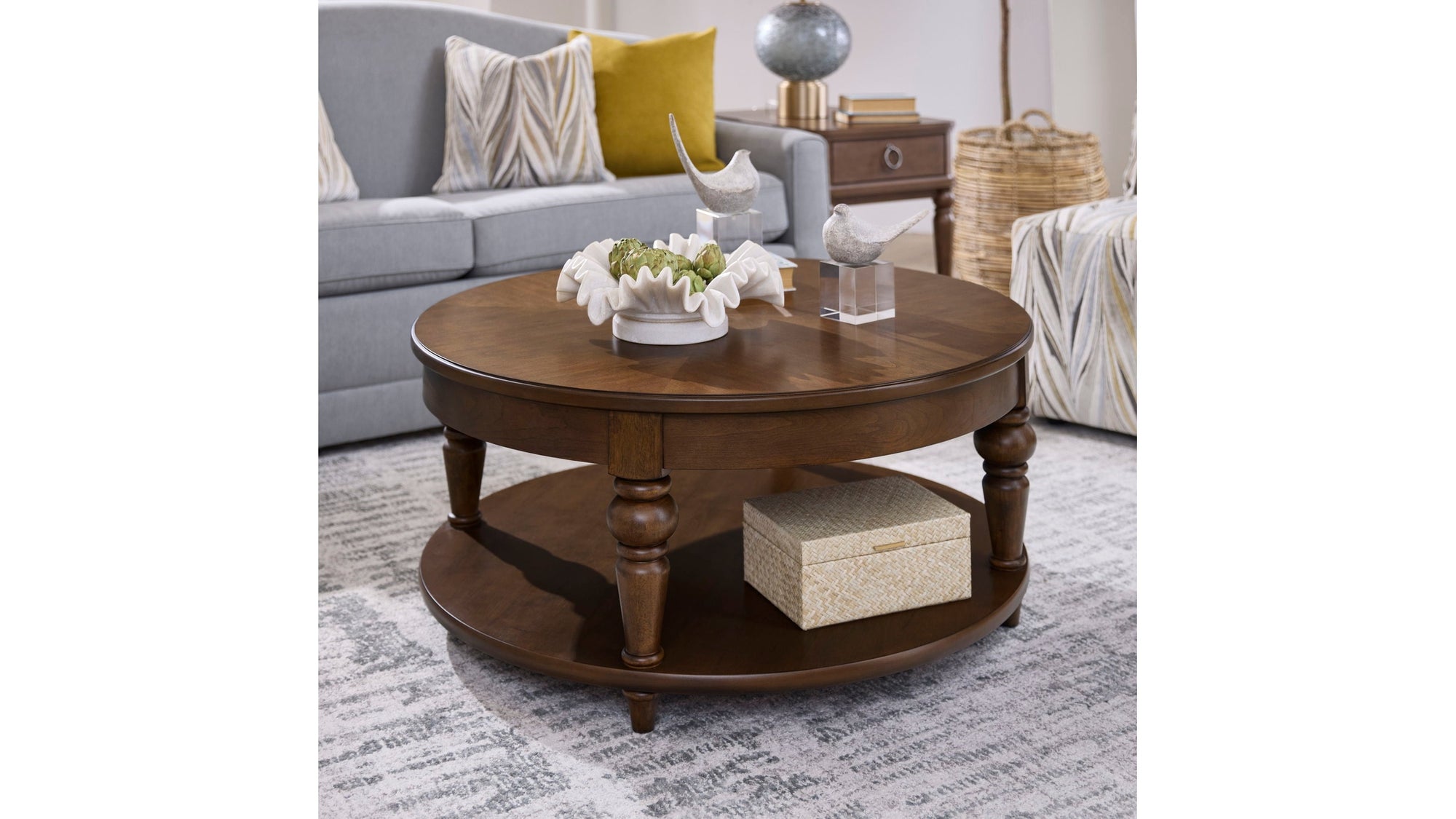 Bellevue - Round Coffee Table With Casters