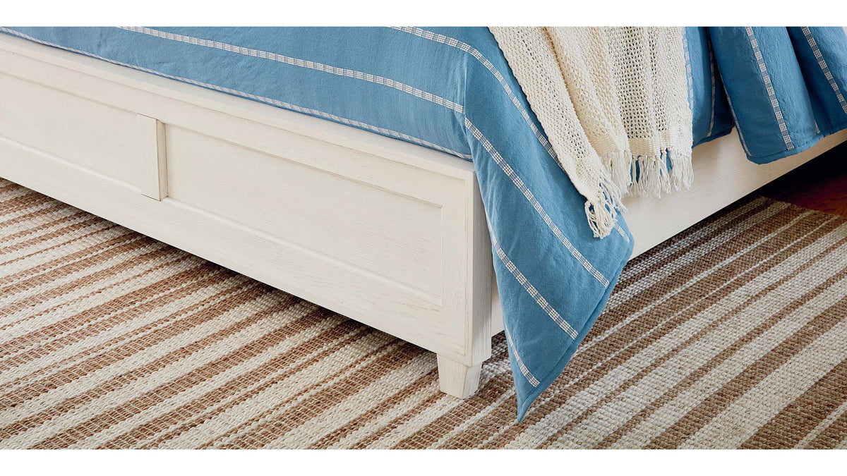 Ventura Panel Bed