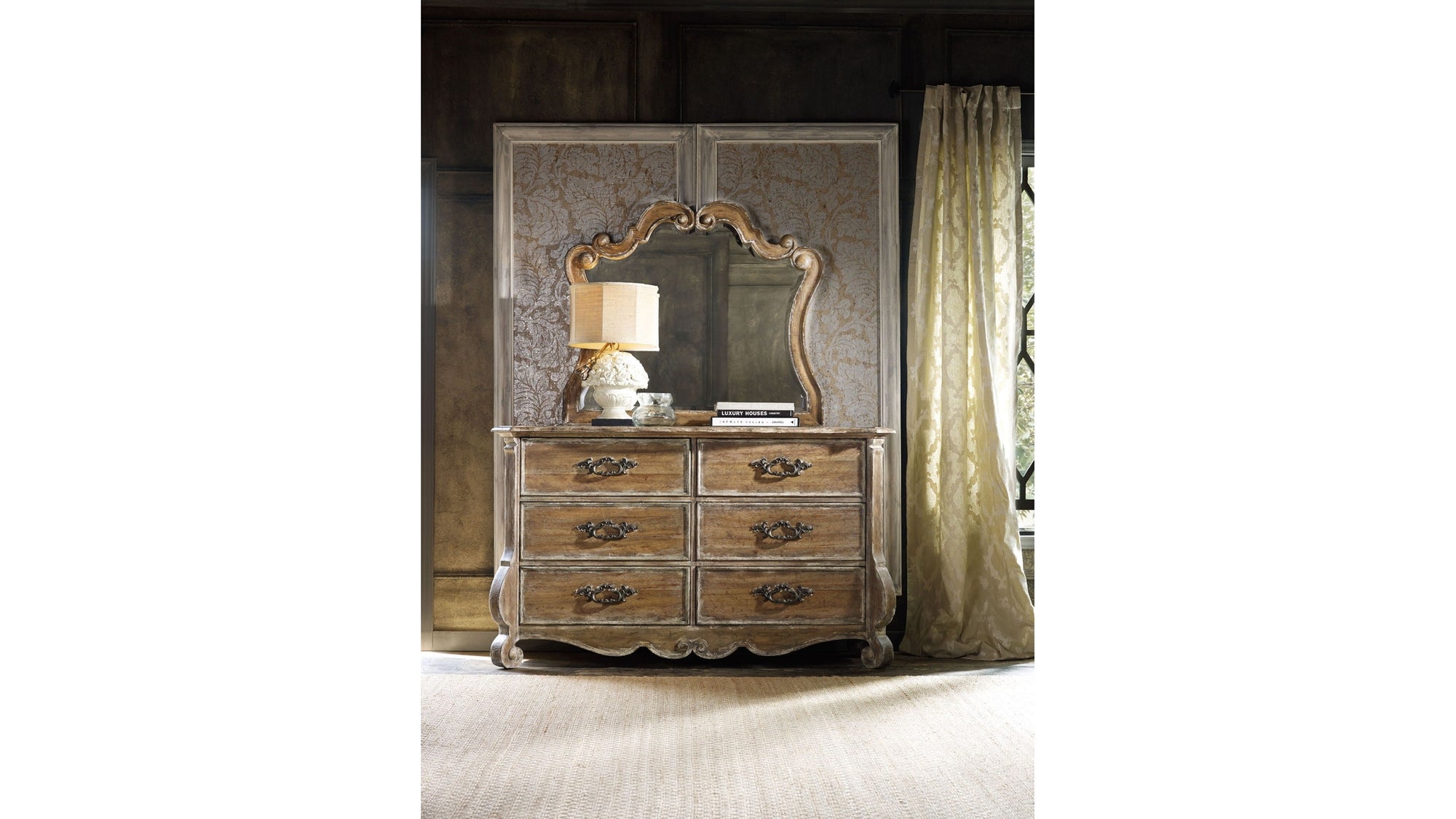 Chatelet - Dresser