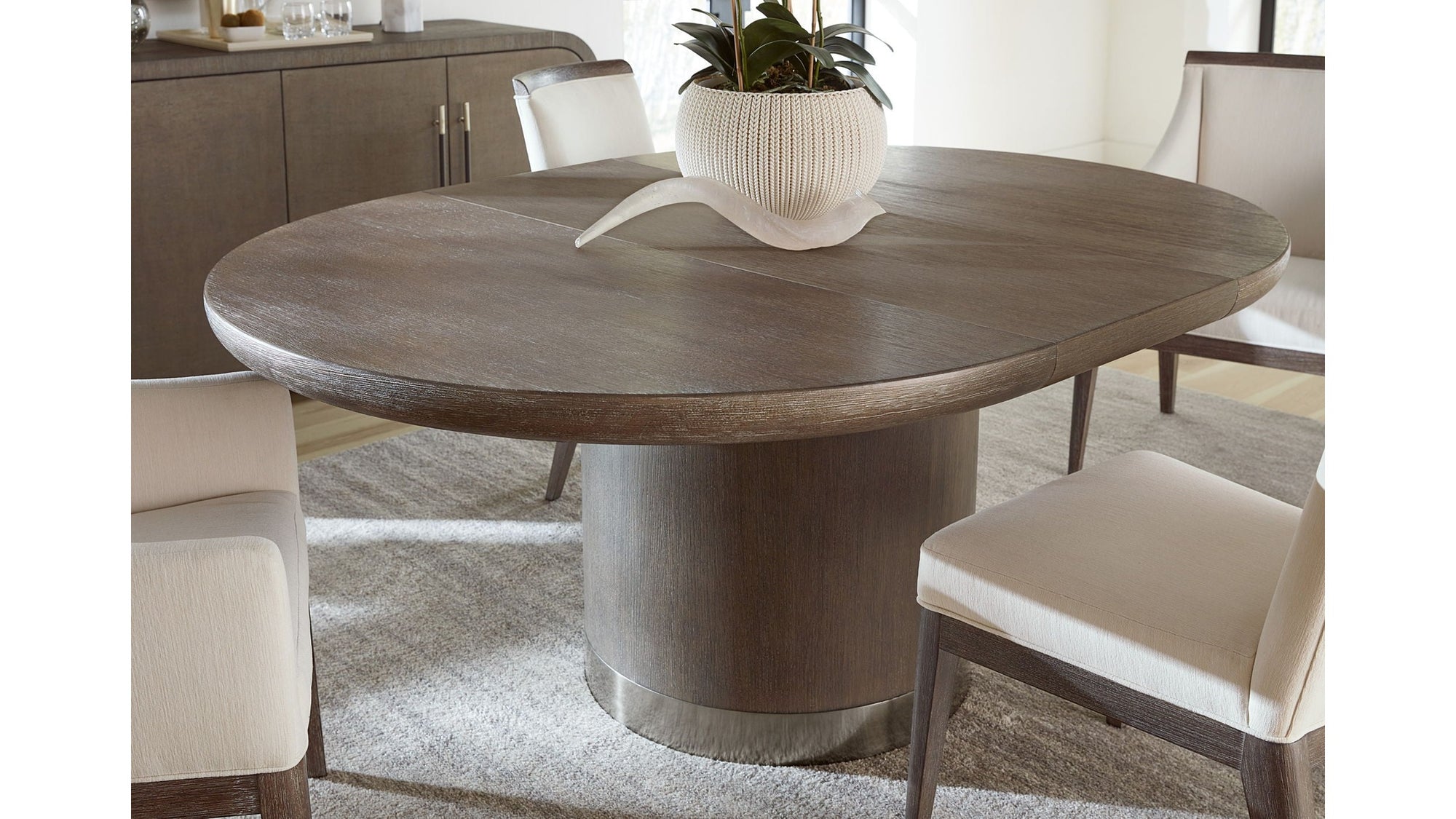 Modern Mood - Round Dining Table With 1-18in Leaf