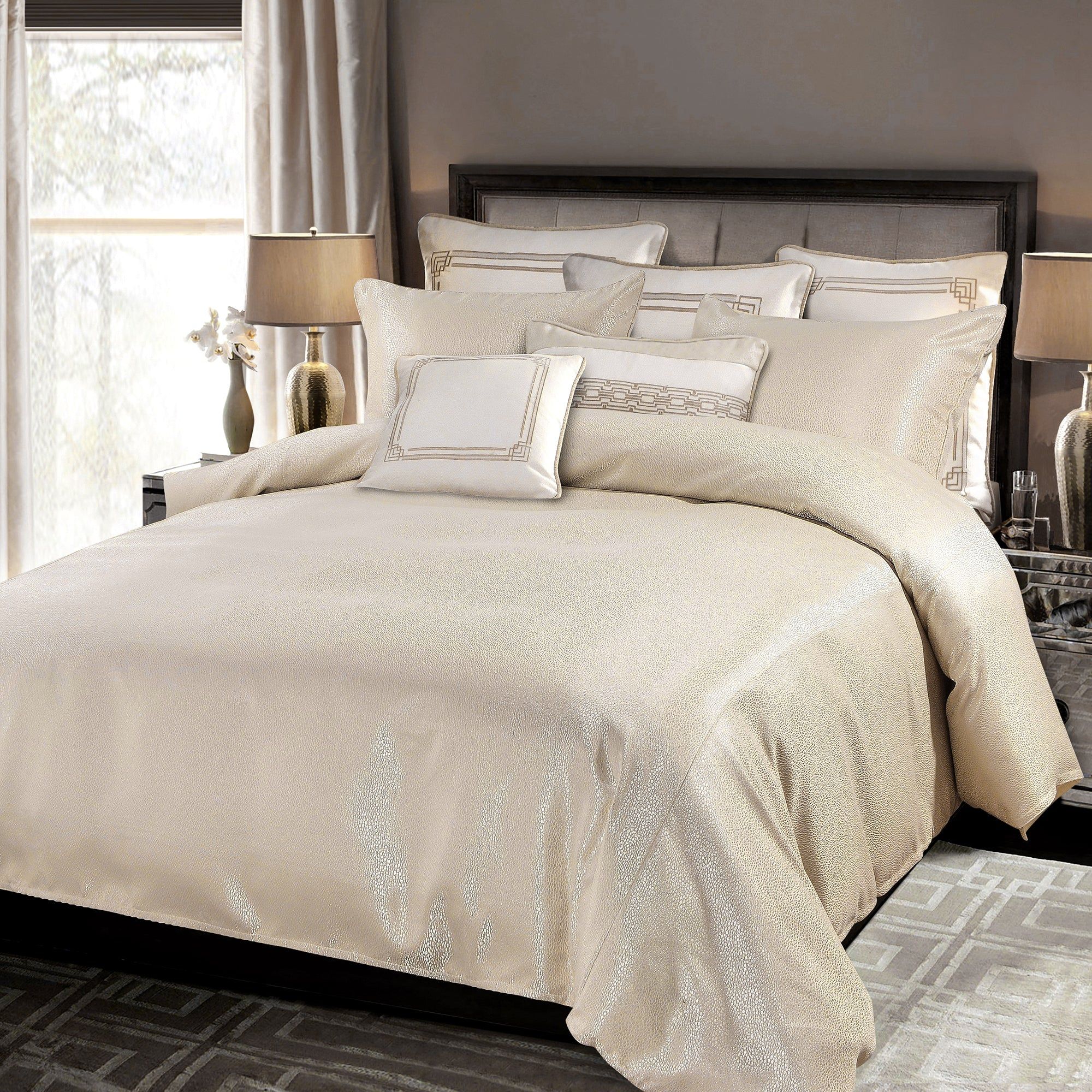 Marilyn Modern Bubble - King Comforter Set (Set of 3) - Gold