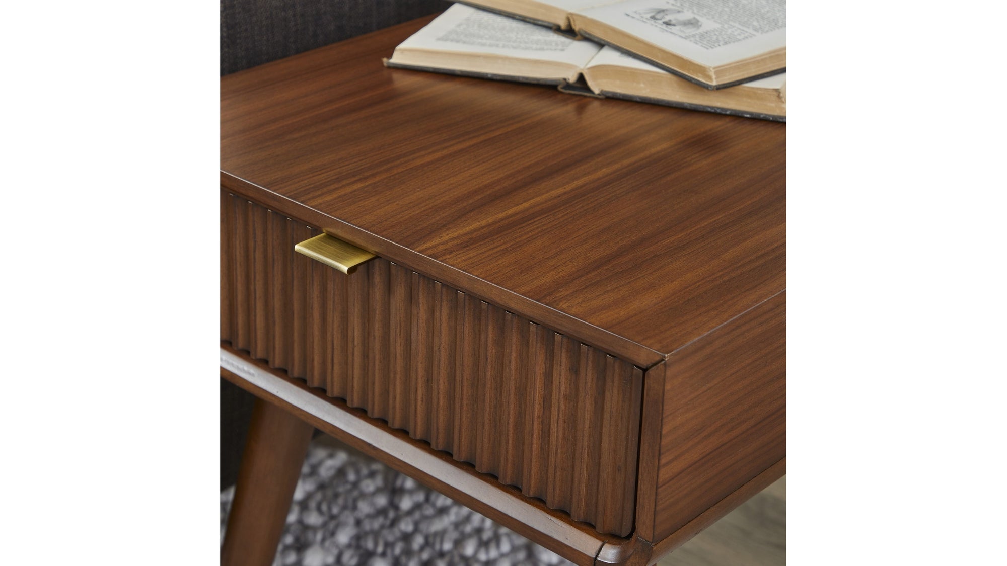 Ludwig - Occasional End Table - Dark Brown