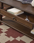 Bellevue - Table