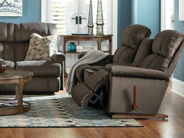 Pinnacle Sectional