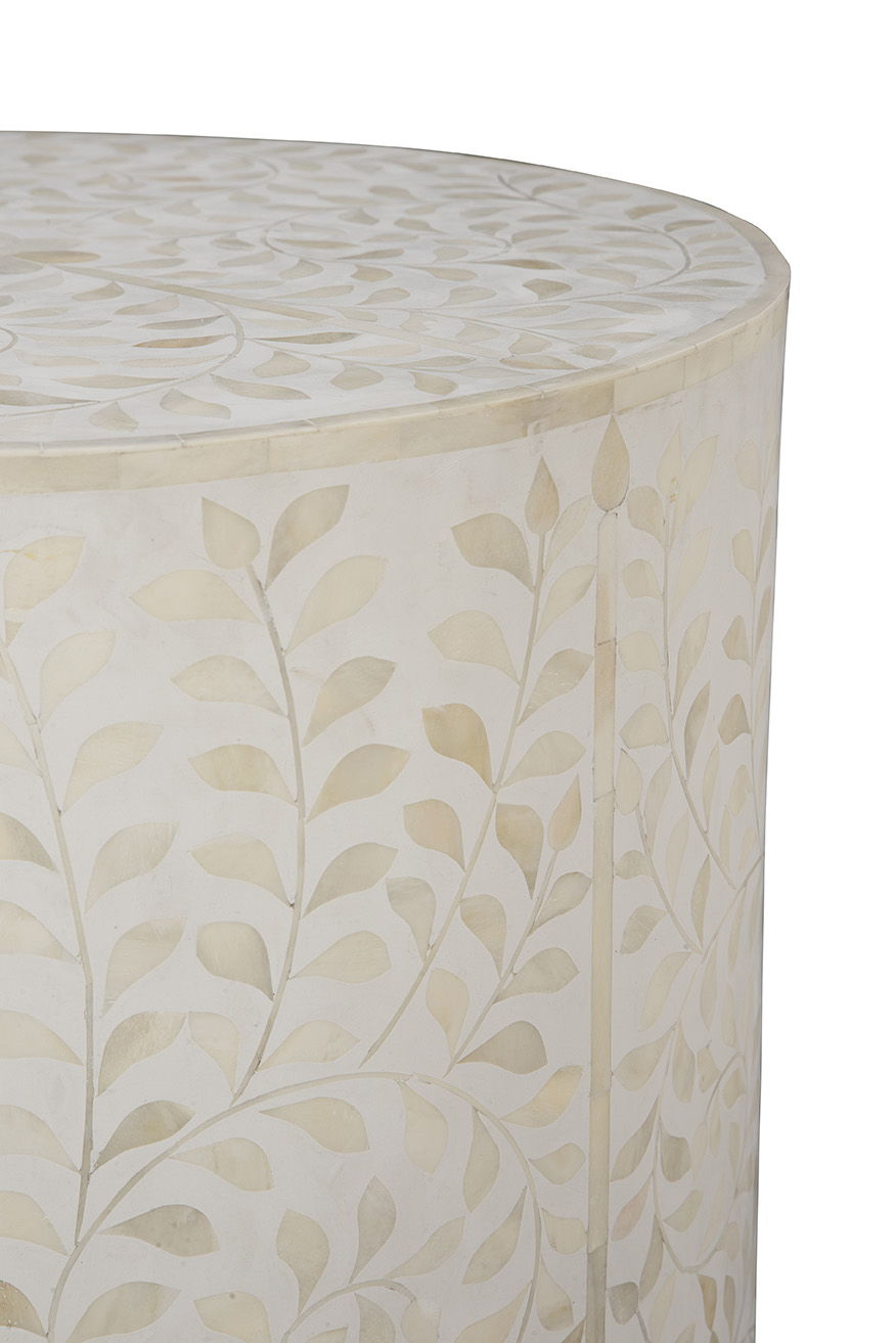 Shell End Table - White