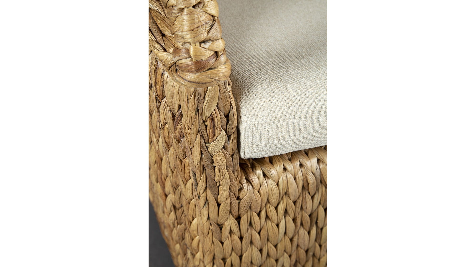 Morris - Swivel Chair - Light Brown