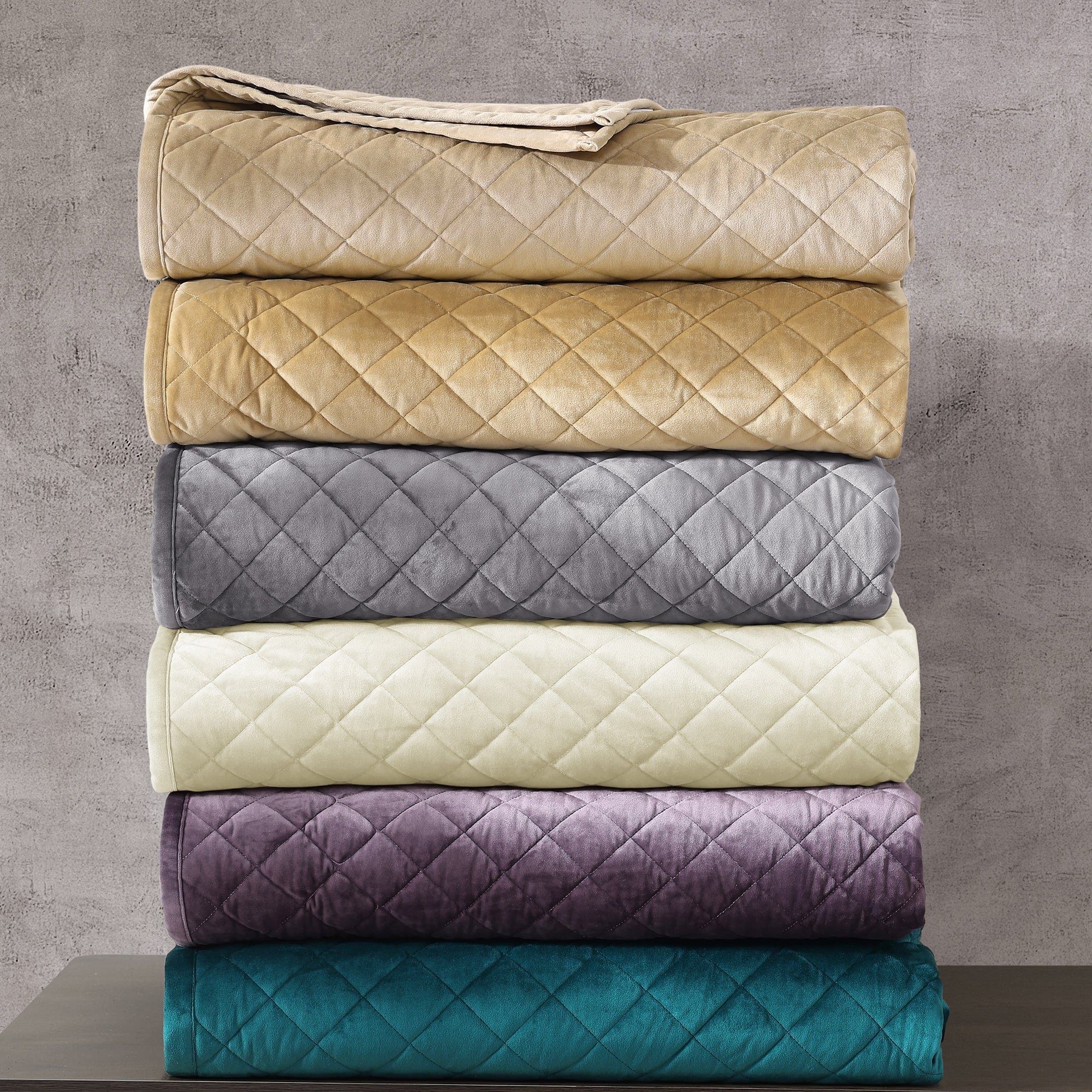 Velvet Diamond - Full/Queen Quilt - Amethyst