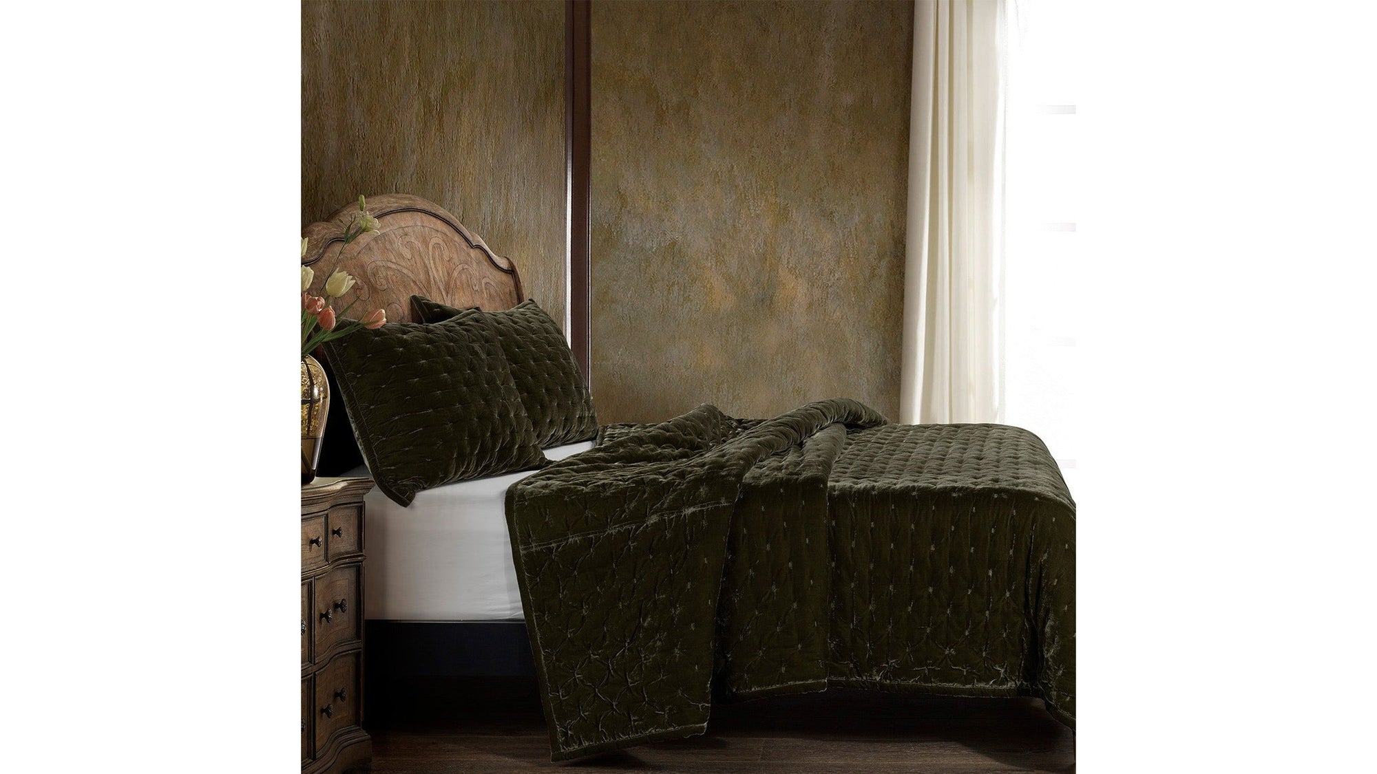 Stella - King Faux Silk Velvet Pintuck Quilt Set Set of 3 - Fern Green