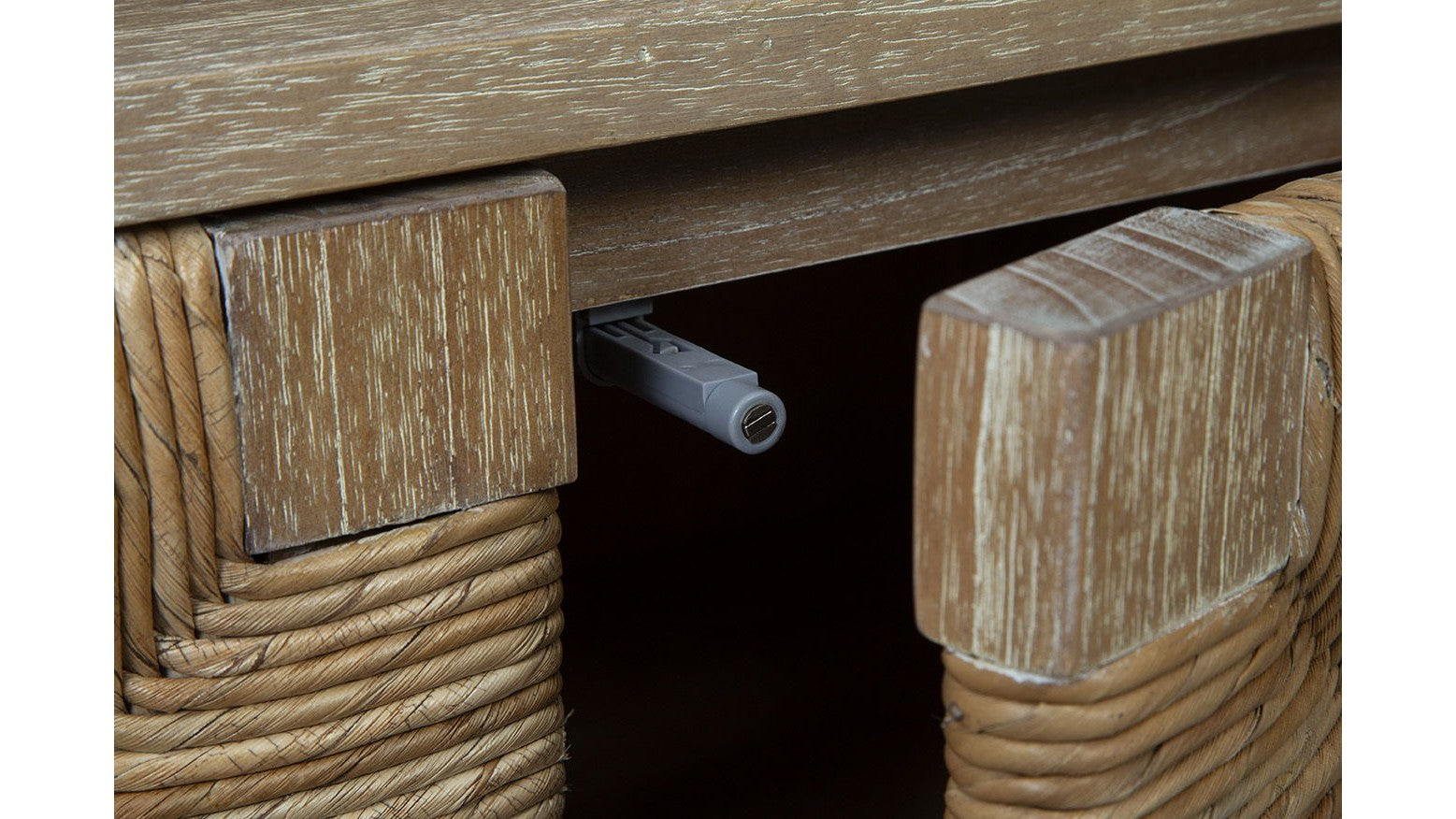 Jamestown - Sideboard - Light Brown