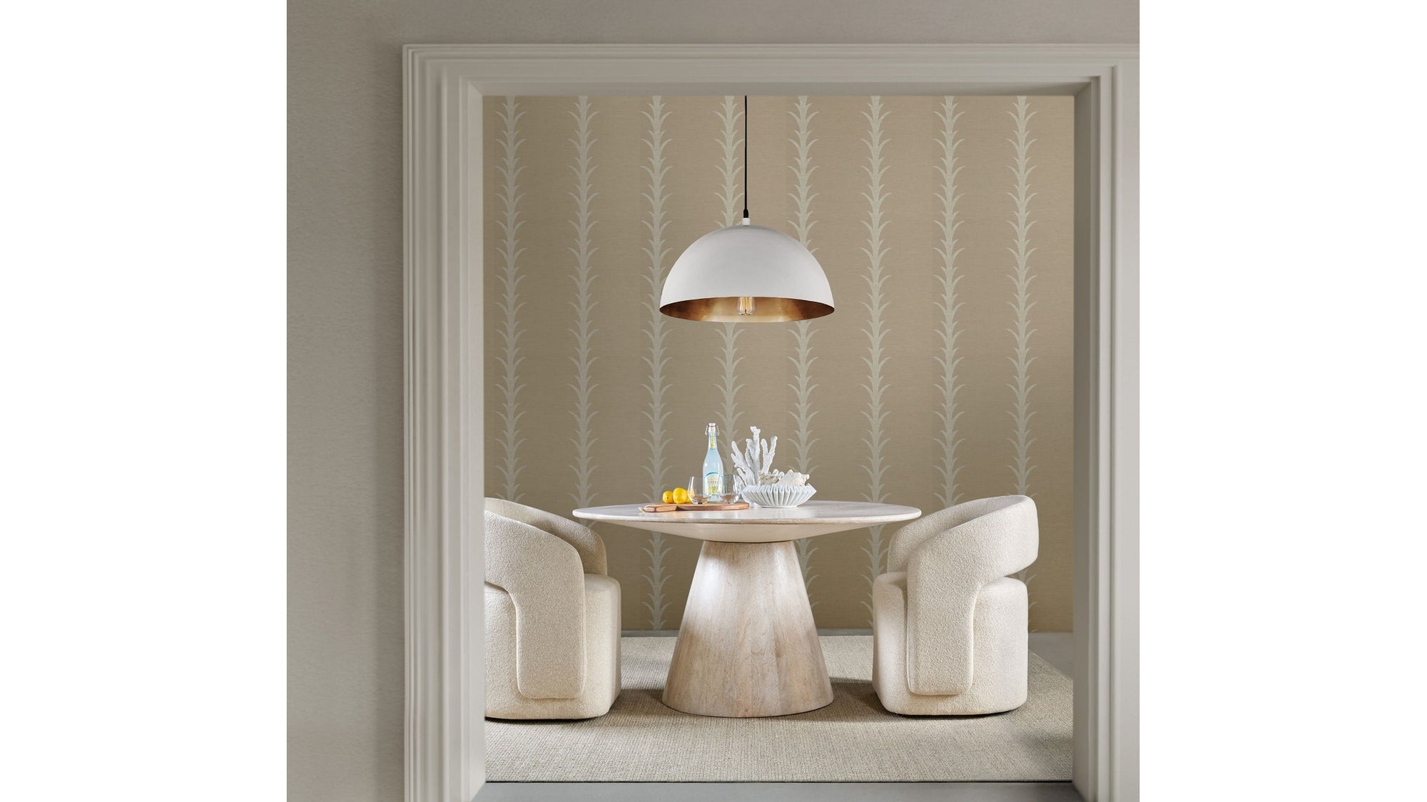 Commerce And Market - Madison Round Dining Table