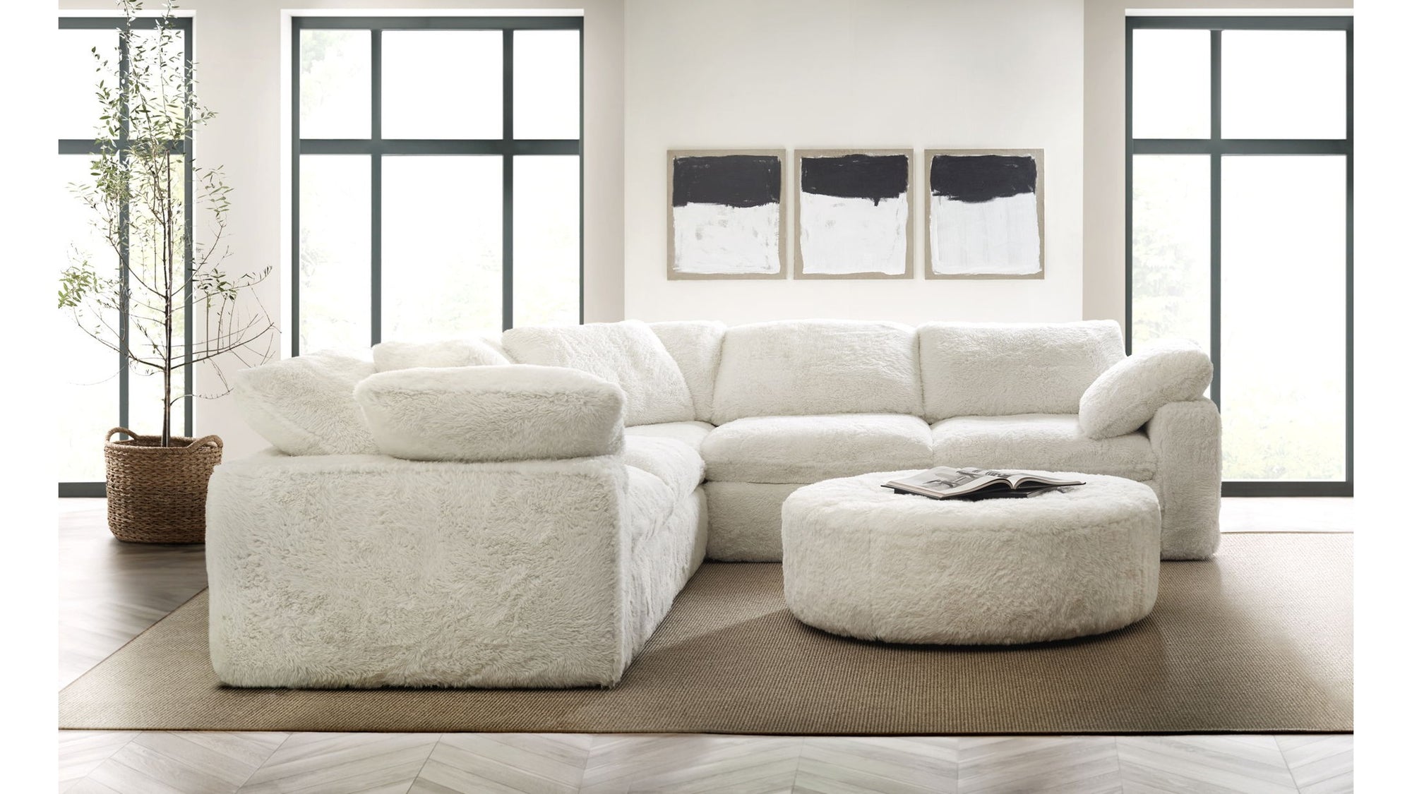 SS - Barefoot Ottoman - White