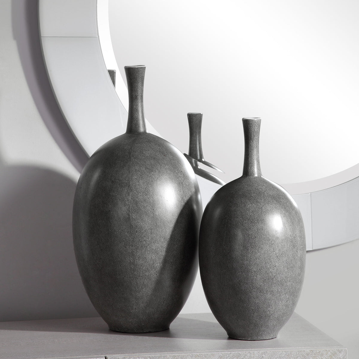 Riordan - Modern Vases Set of 2 - Black