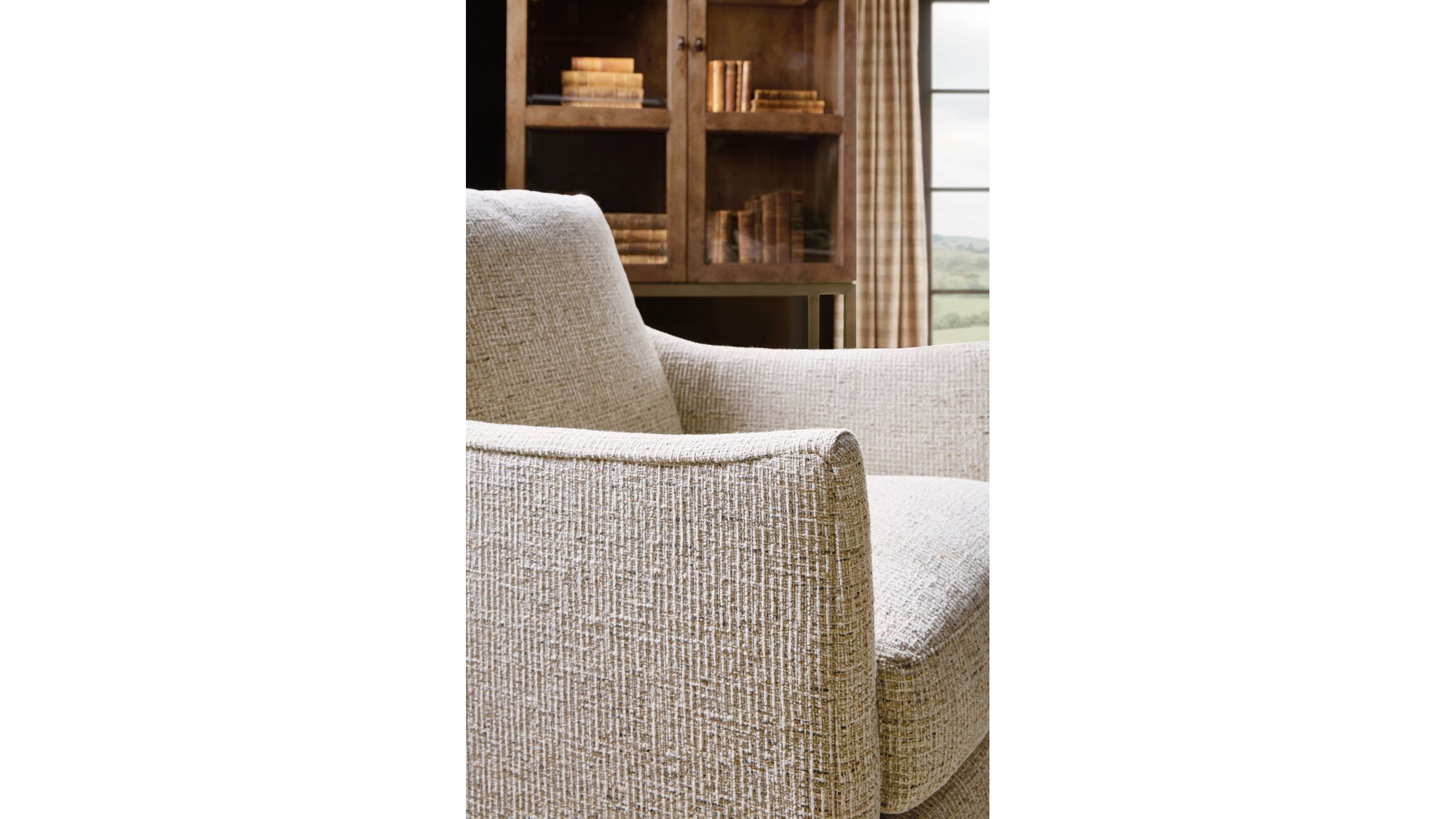 Melange - Mulholland Display Cabinet - Dark Brown