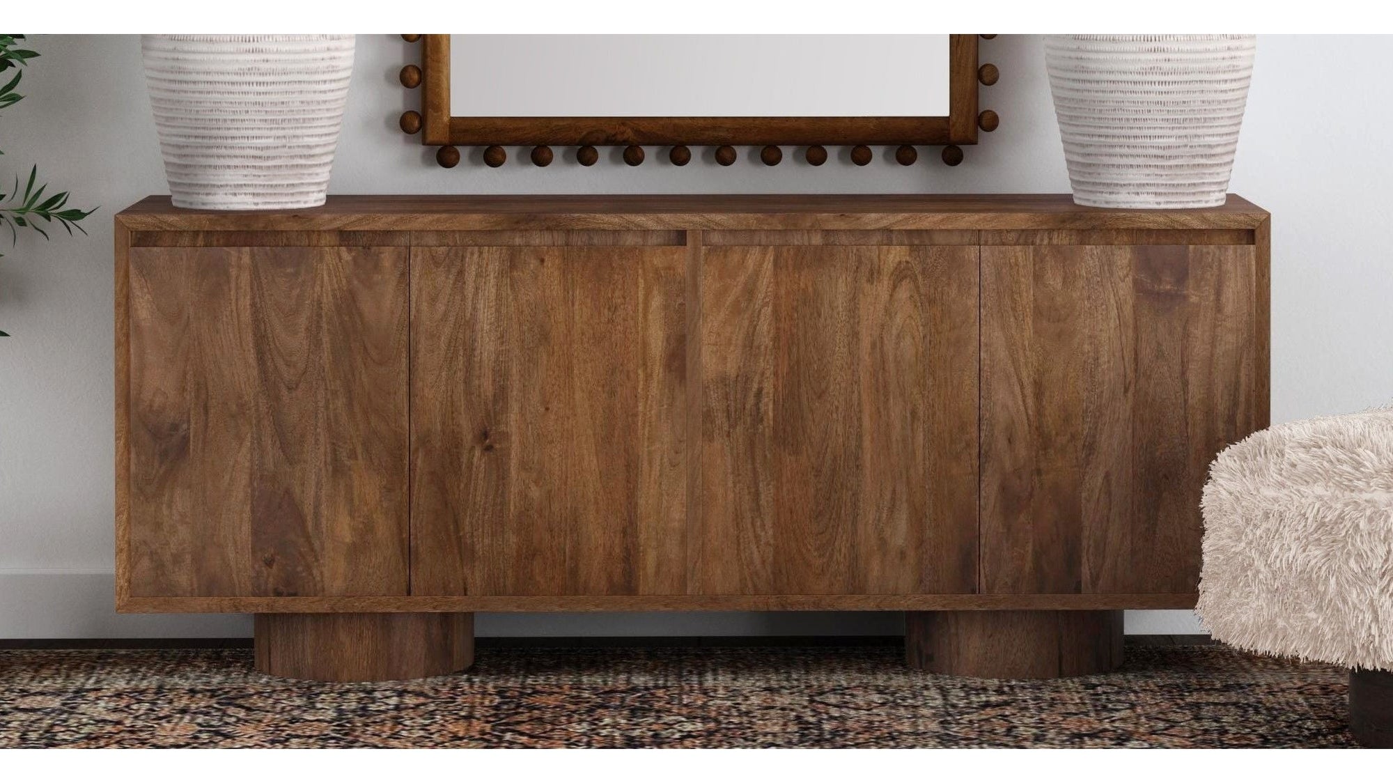 Napa - Server - Rich Brown Mango