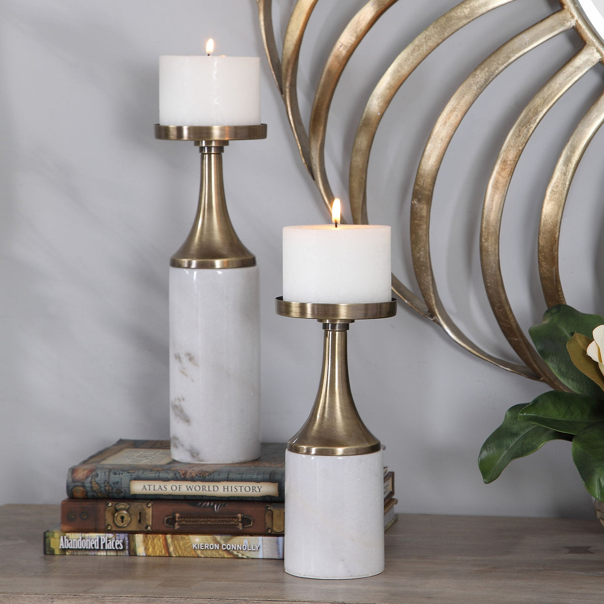 Castiel - Marble Candleholders (Set of 2) - White &amp; Gold