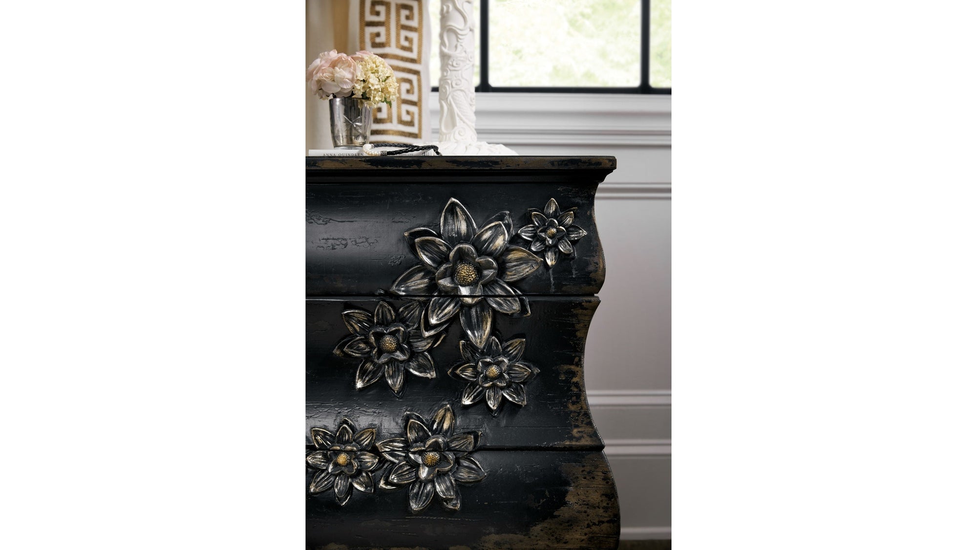 Sanctuary 2 - Charmant Bachelorette Chest - Black