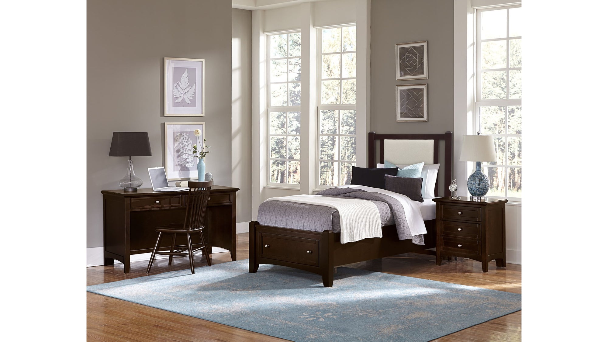 Bonanza - Linen Upholstered Bed With Storage Footboard