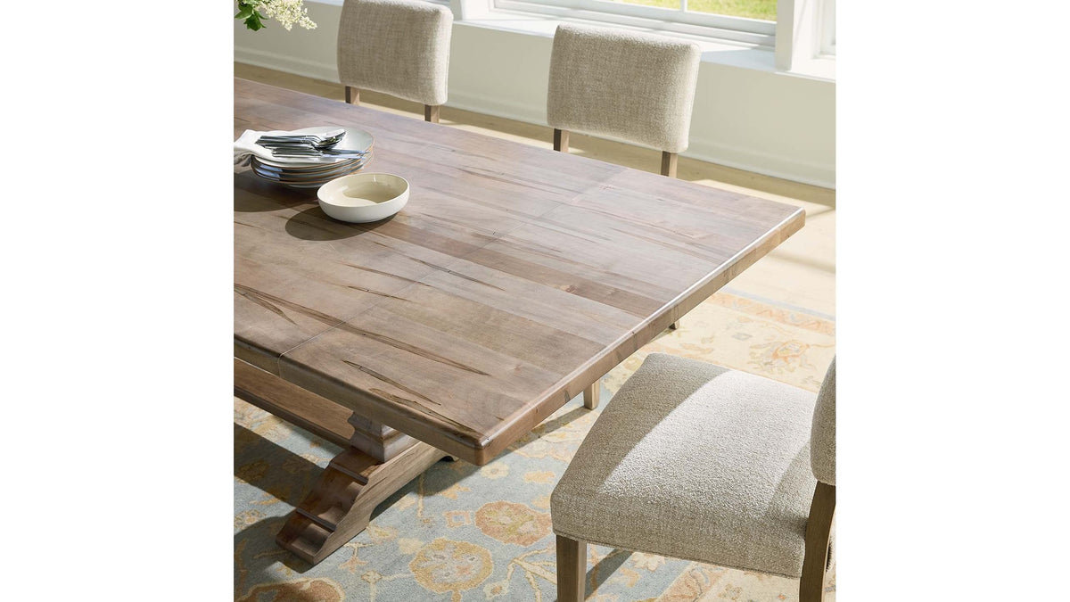 Harvest Dining Table with Extendable Leaves