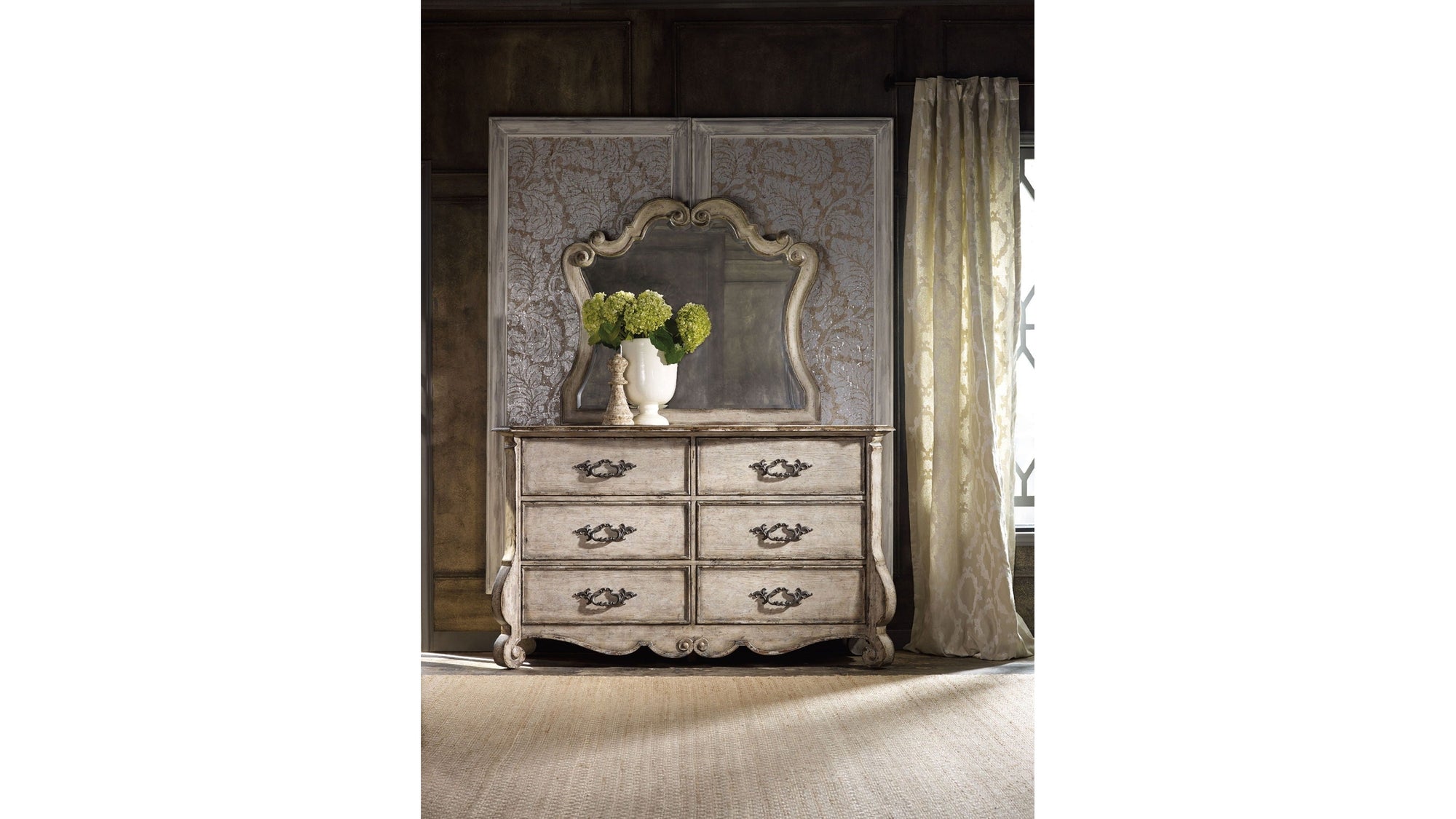 Chatelet - Dresser