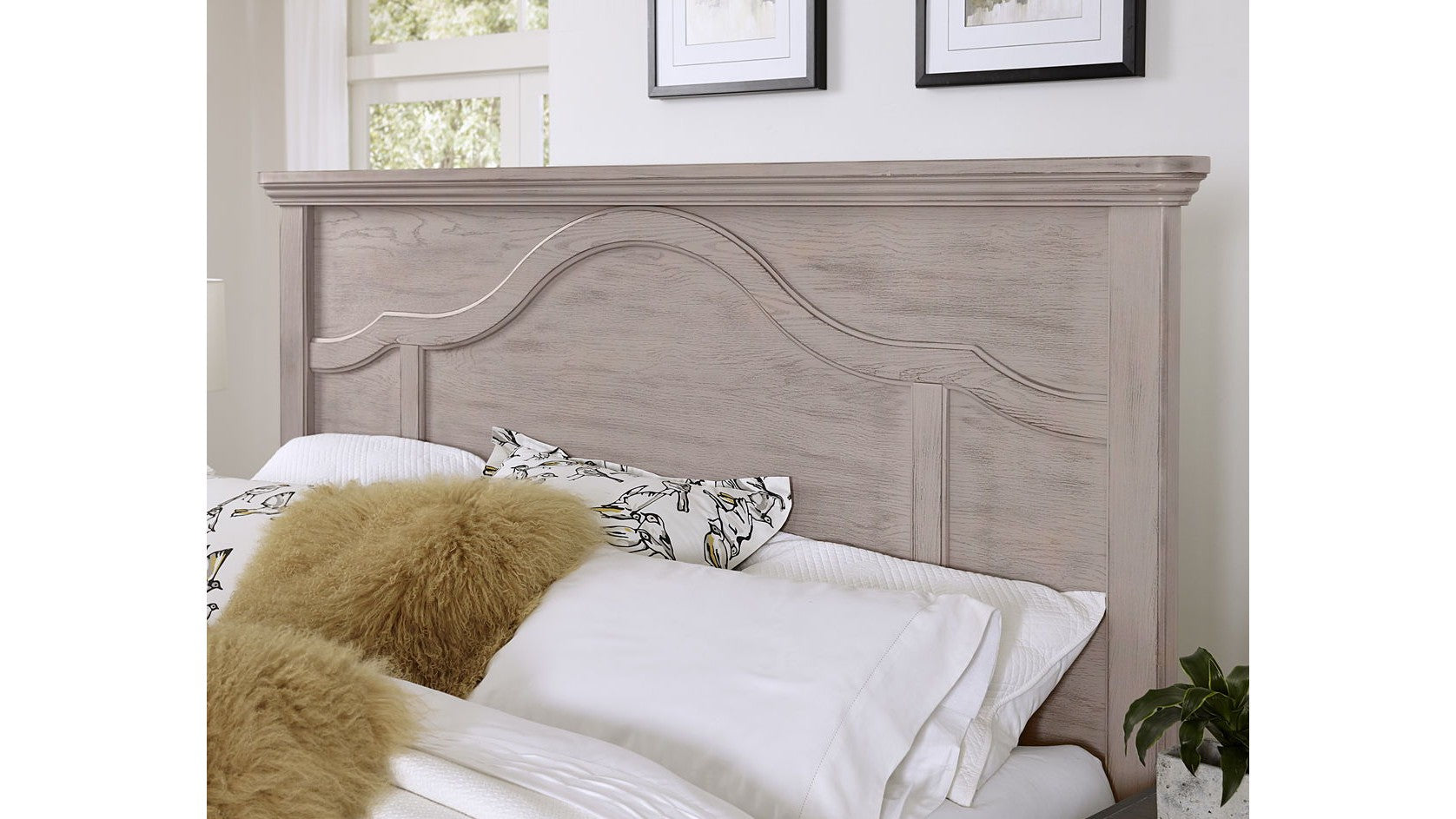 Bungalow - Mantel Bed